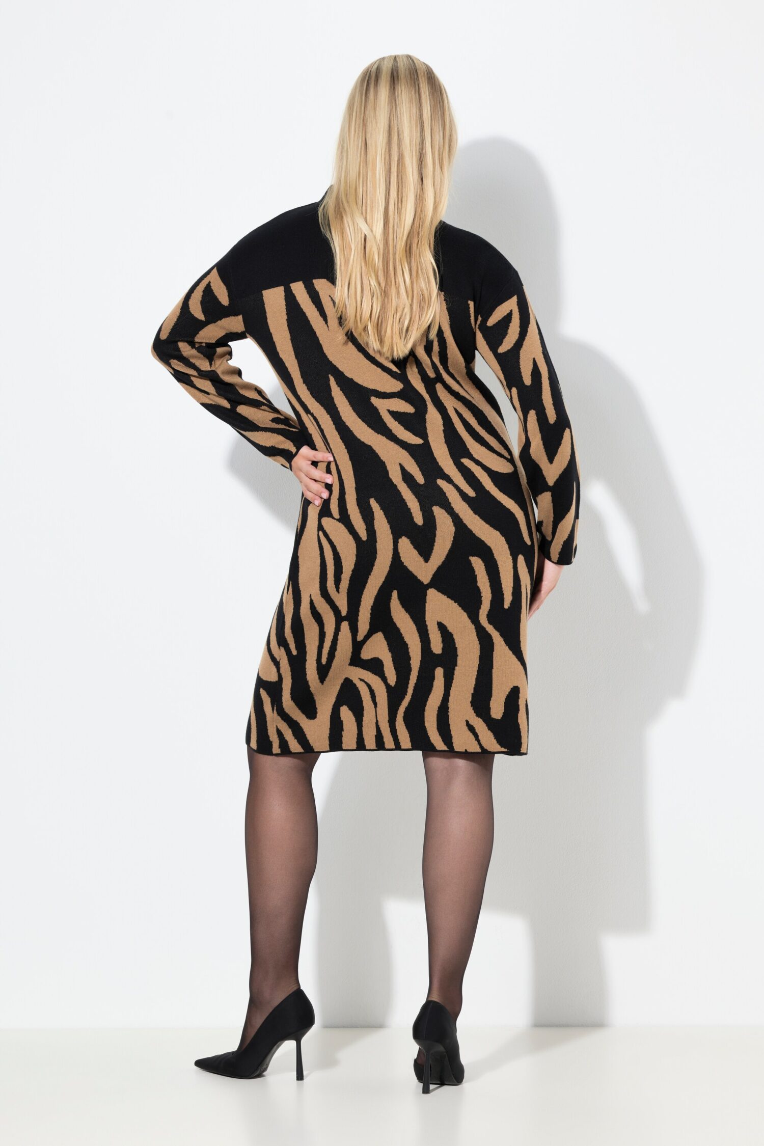 Φόρεμα oversized με μοτίβο zebra