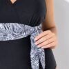 Μαγιό με λαιμόκοψη, μαλακά cups και διακοσμητική ζώνη