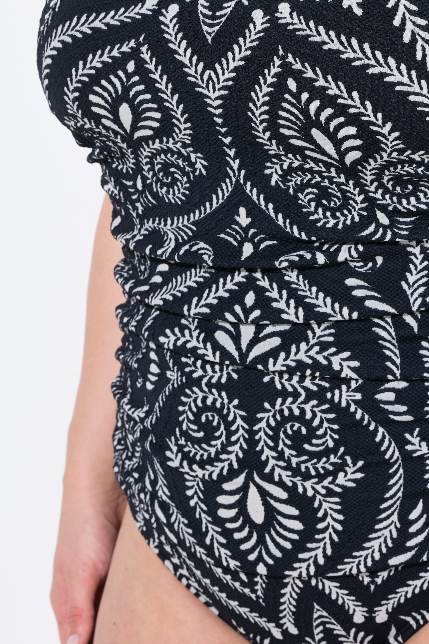Μαγιό με print paisley και μαλακά cups