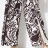 Παντελόνα σε wrap look με μοτίβο paisley