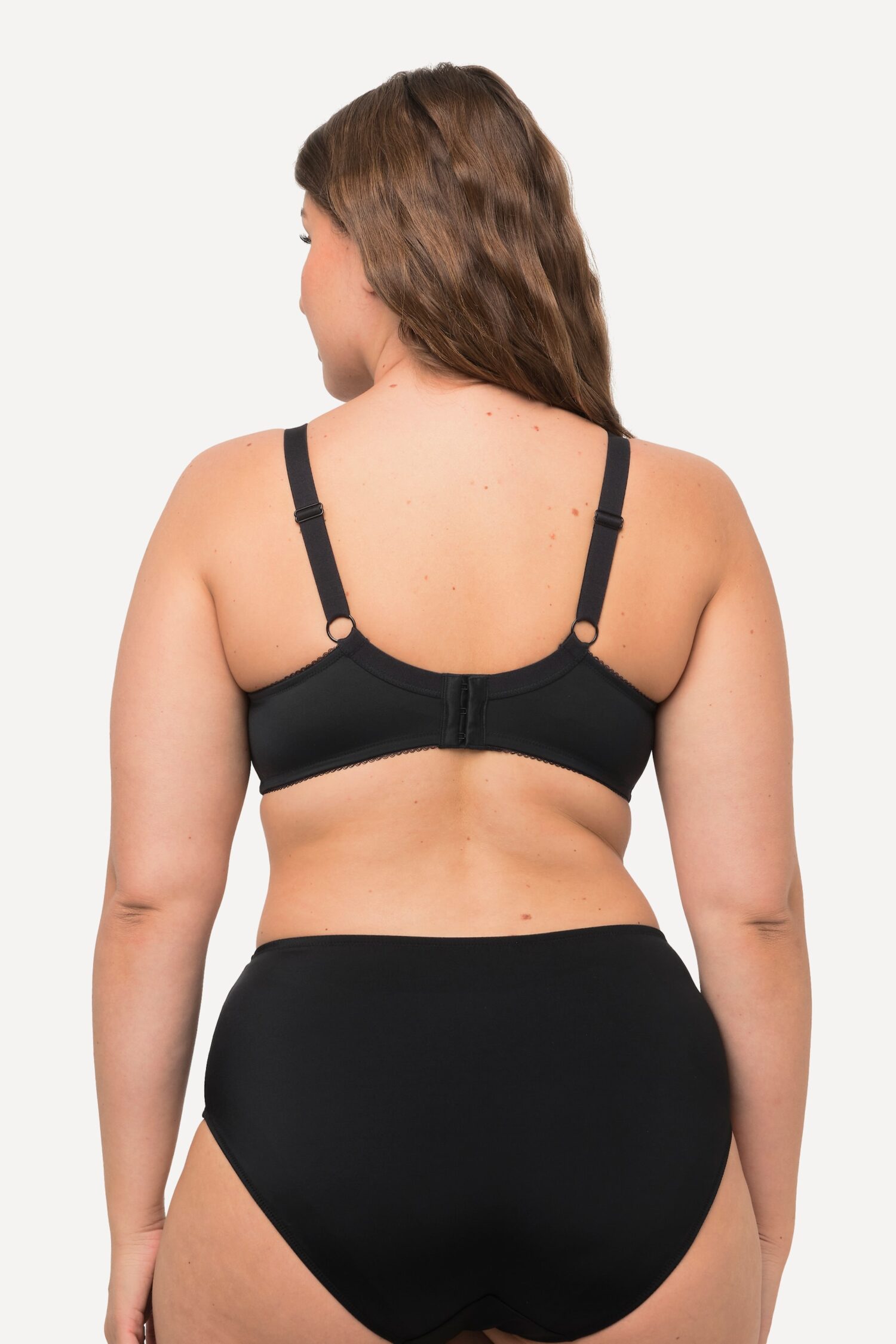 Σουτιέν Larissa Basic