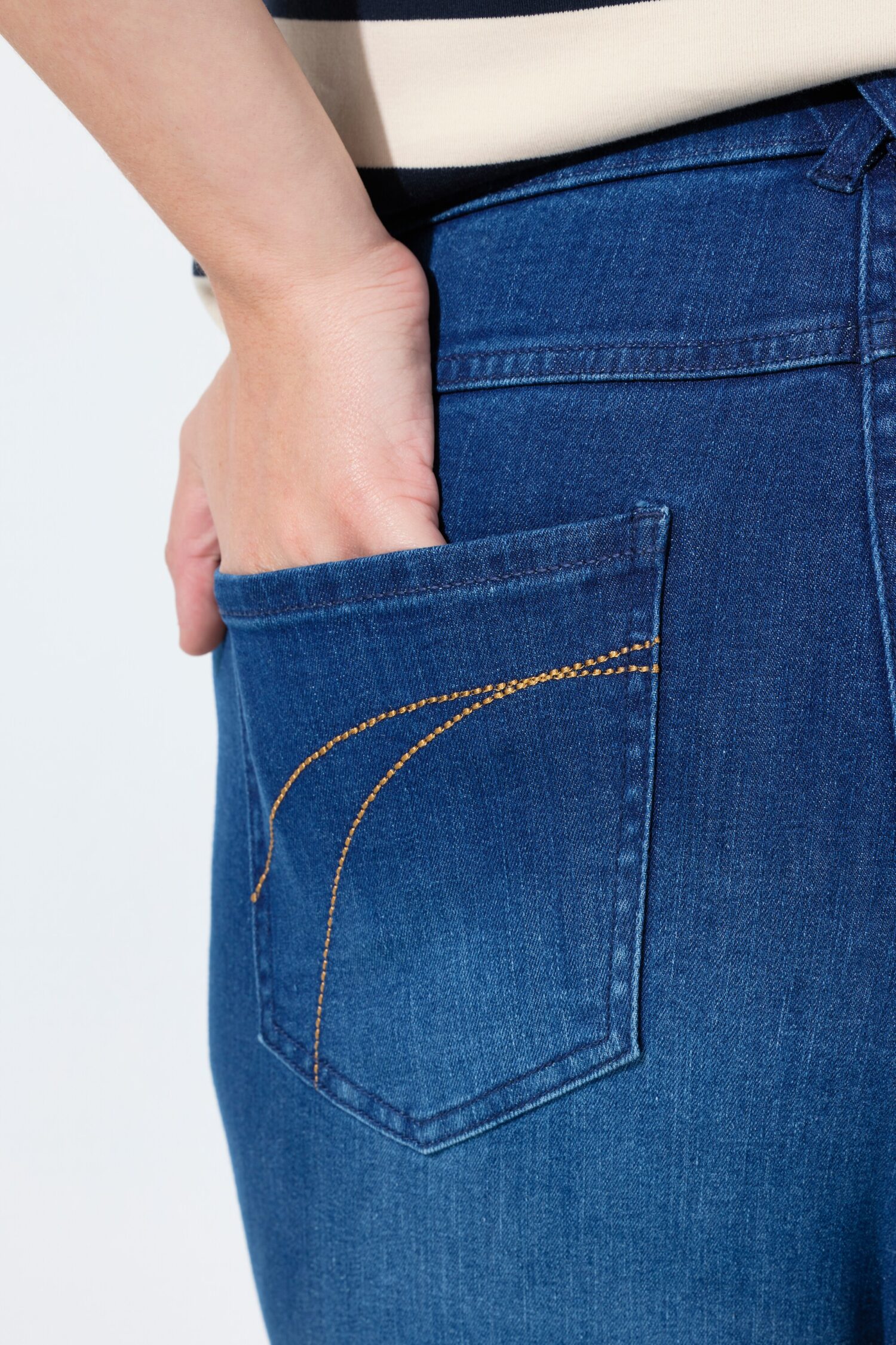 Τζιν παντελόνι Marie, bootcut με ελαστική μέση και τσέπες