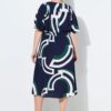 Φόρεμα μίντι σε γραμμή Α με πιέτες πάνω από τη μέση και τύπωμα allover