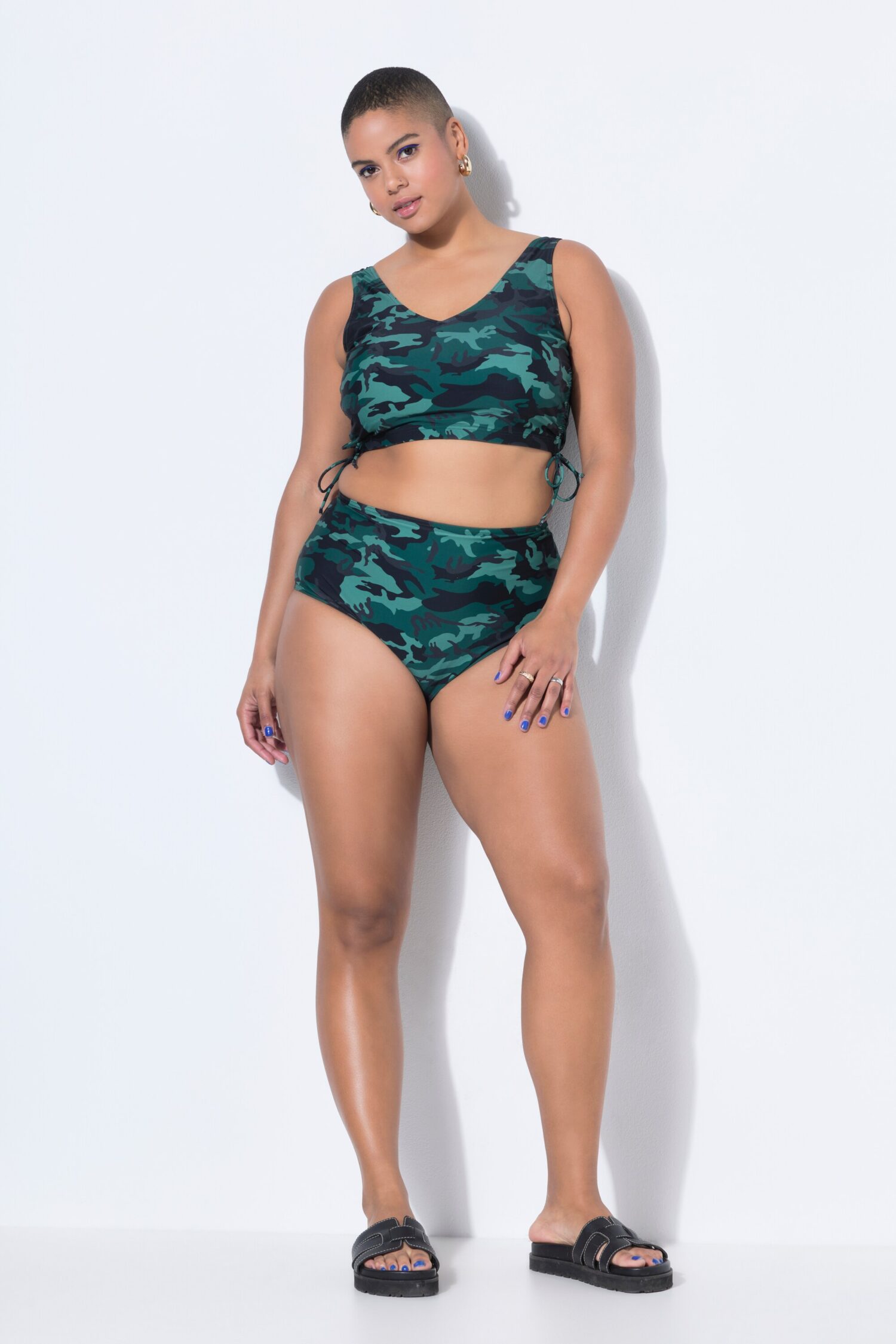 Μπικίνι σλιπ με camouflage print