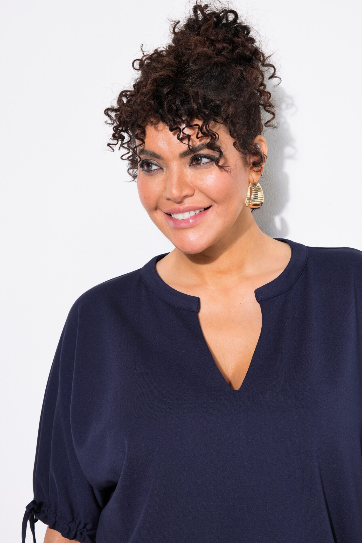 Μπλούζα φούτερ oversized με κοντά μανίκια