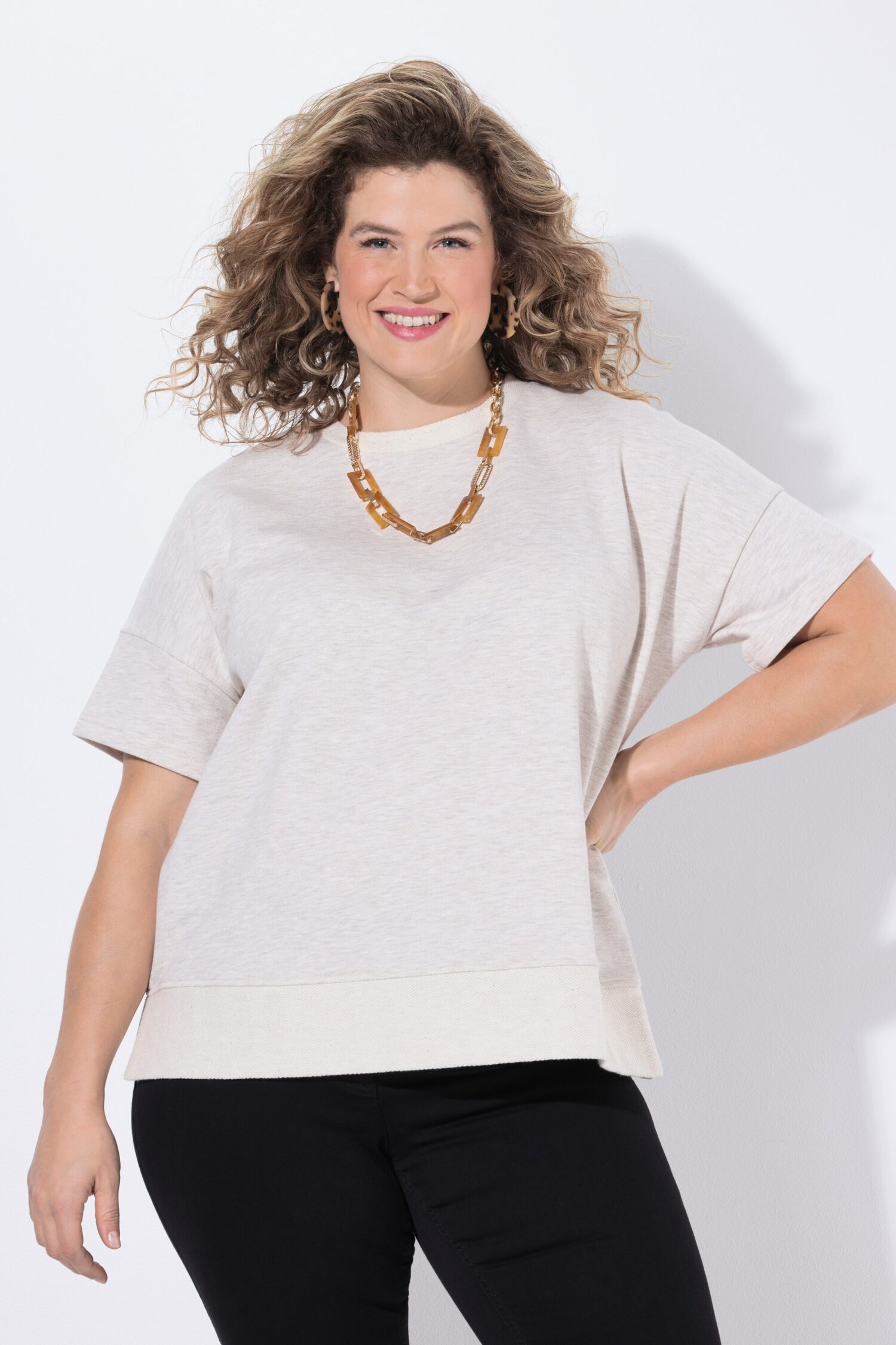 Μπλούζα φούτερ oversized με πλαϊνά σκισίματα