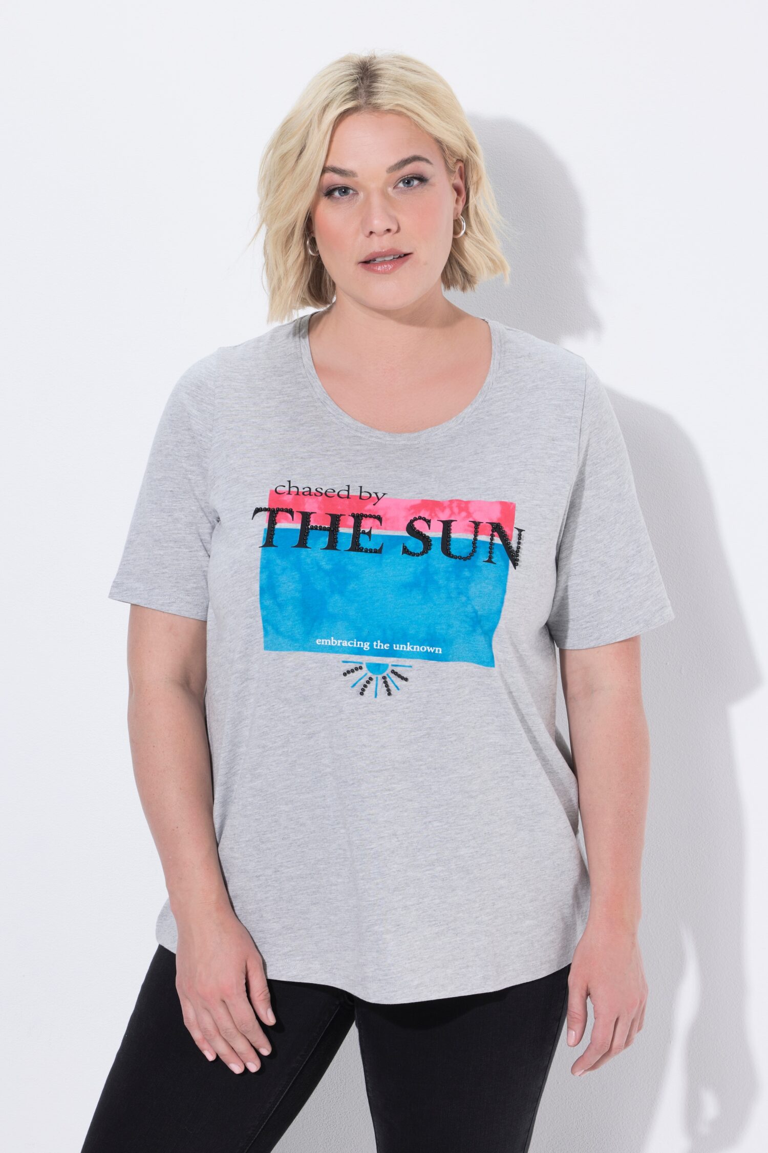 Μπλούζα κοντομάνικη με μεγάλο τύπωμα μπροστά