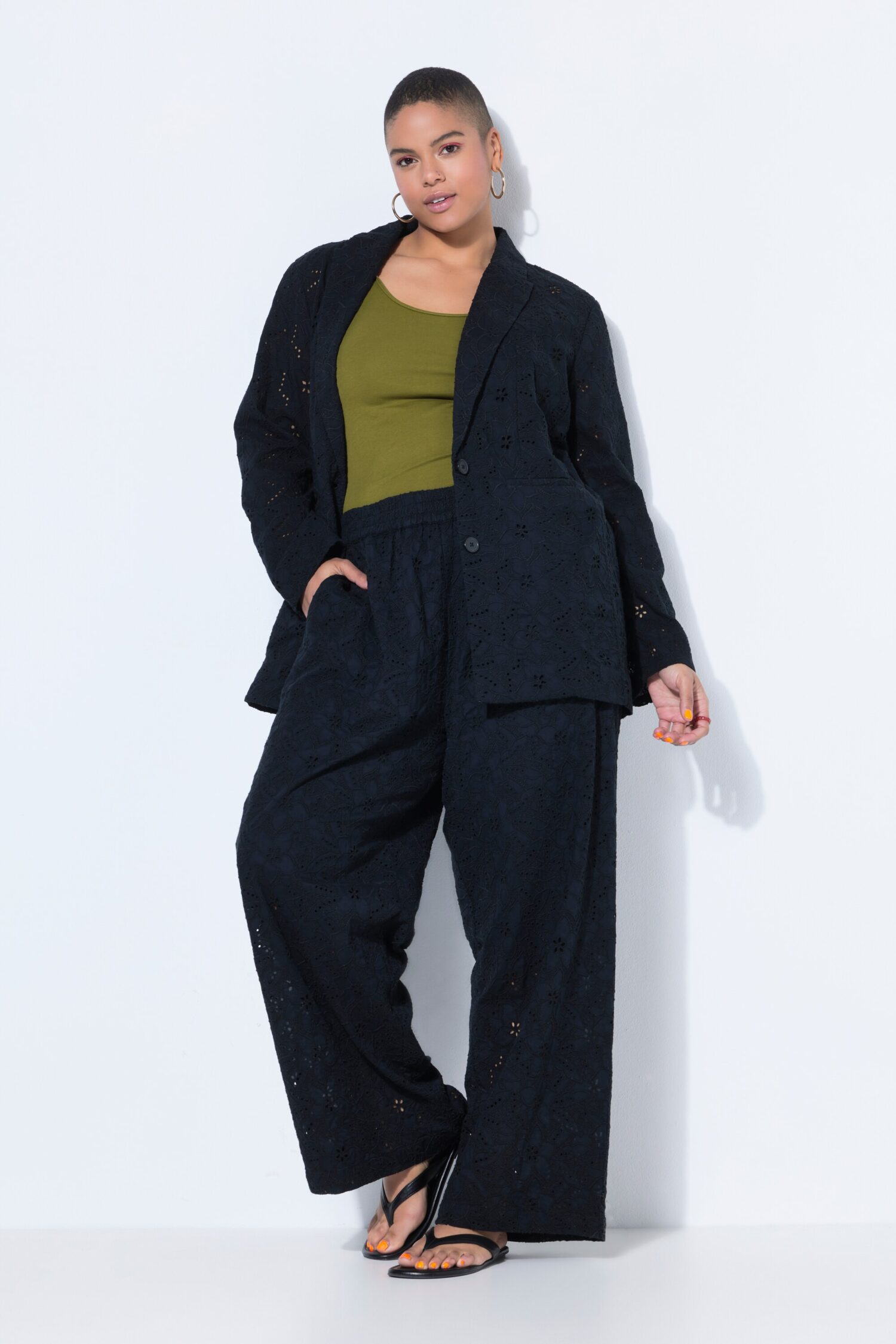 Σακάκι oversized με φλοράλ κέντημα χωρίς επένδυση