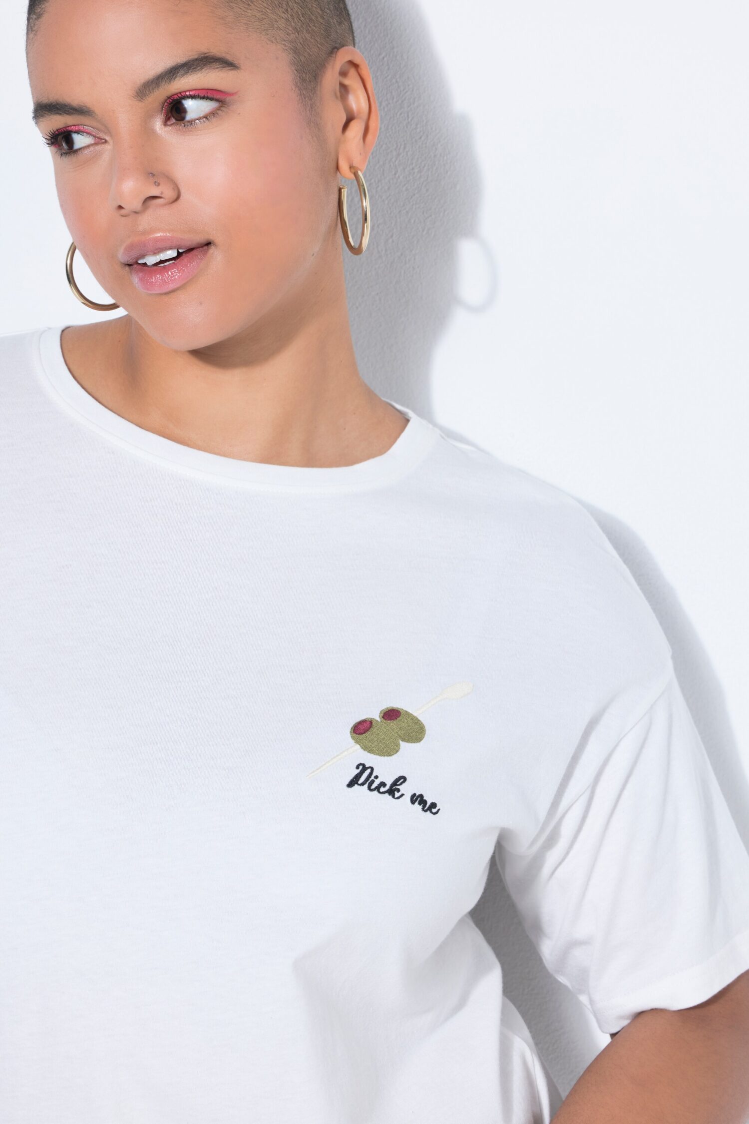 T-shirt oversized με κέντημα pick me