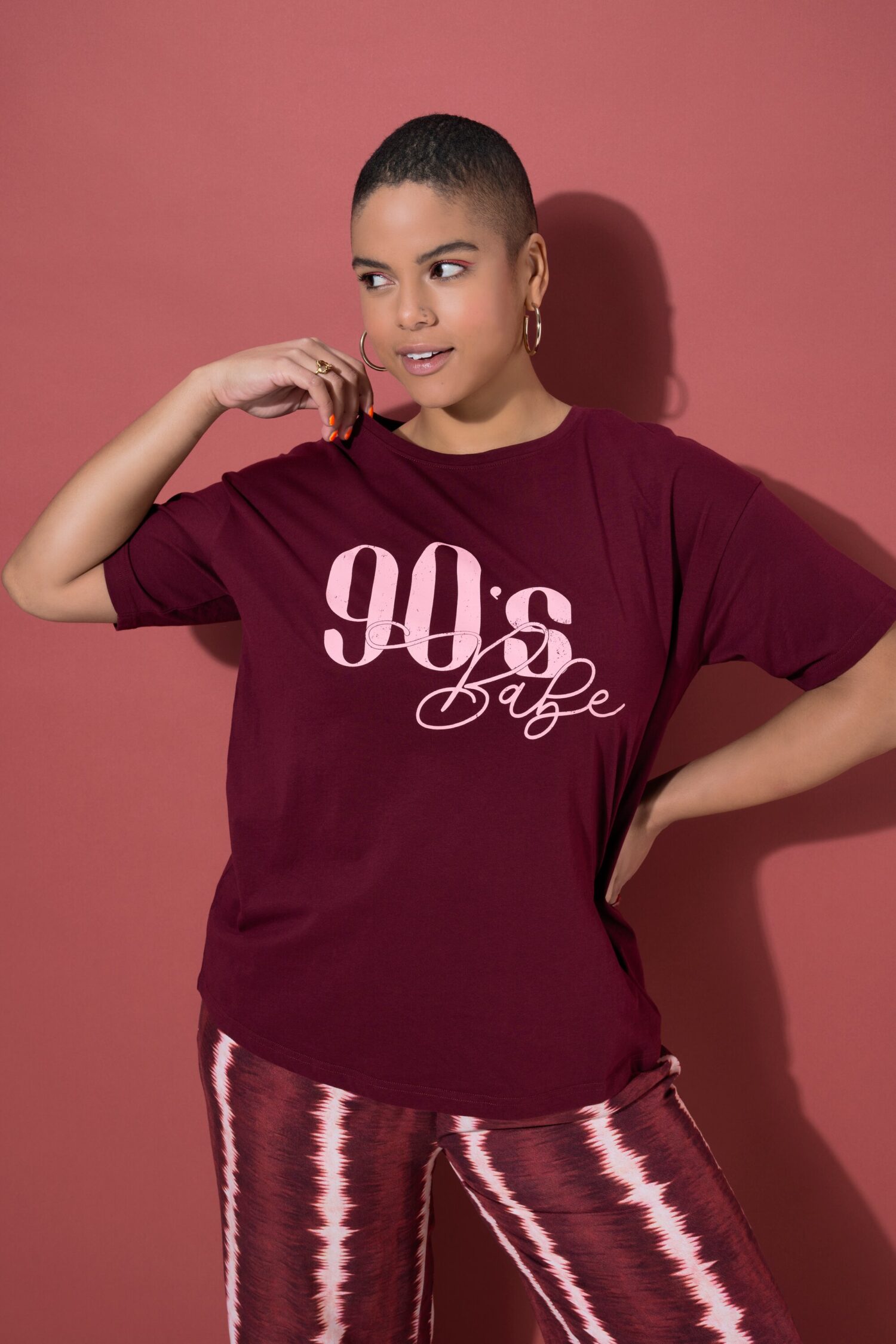 T-shirt oversized με τύπωμα 90's