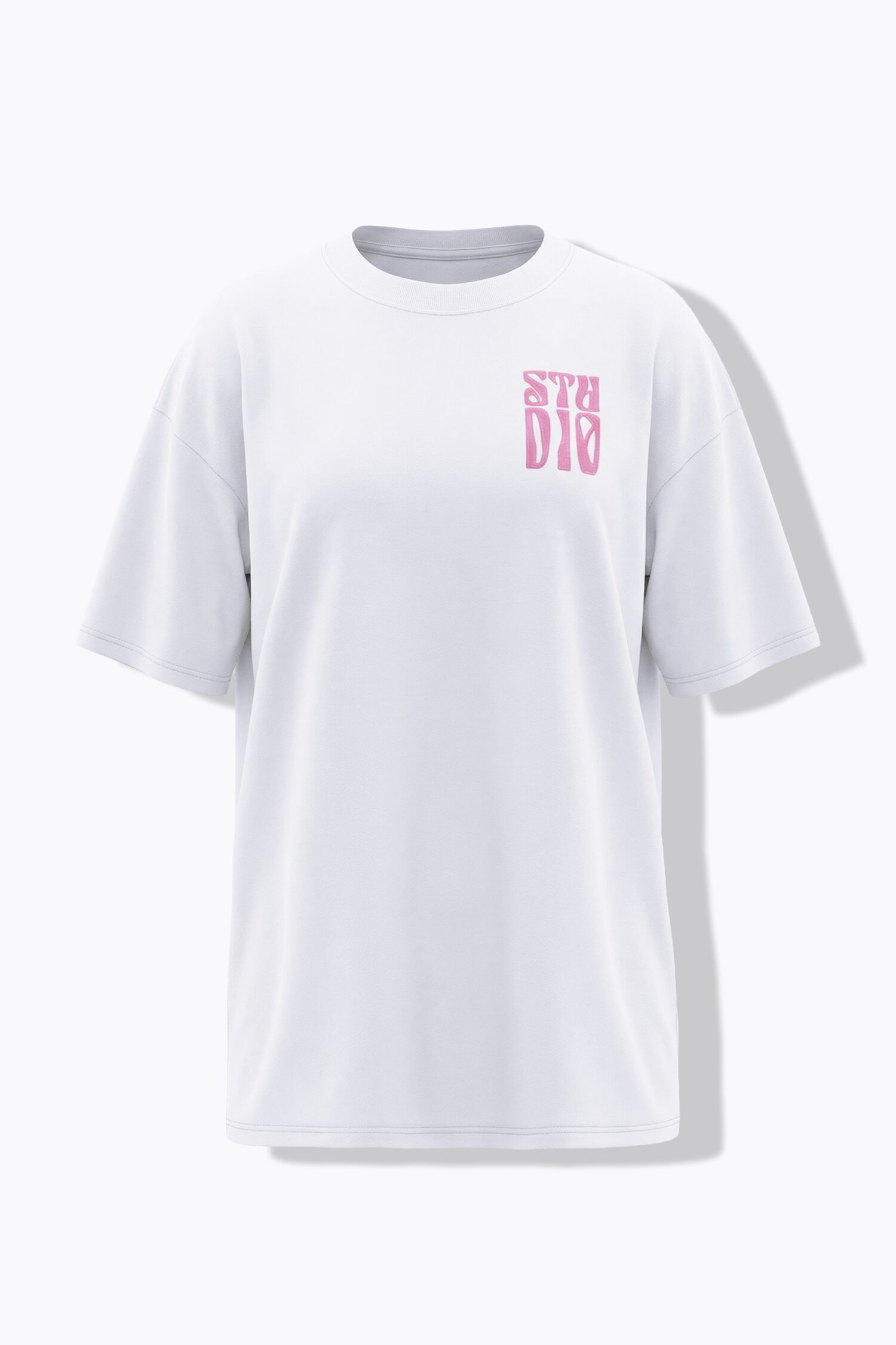 T-shirt oversized με τύπωμα "STUDIO" και κοντά μανίκια