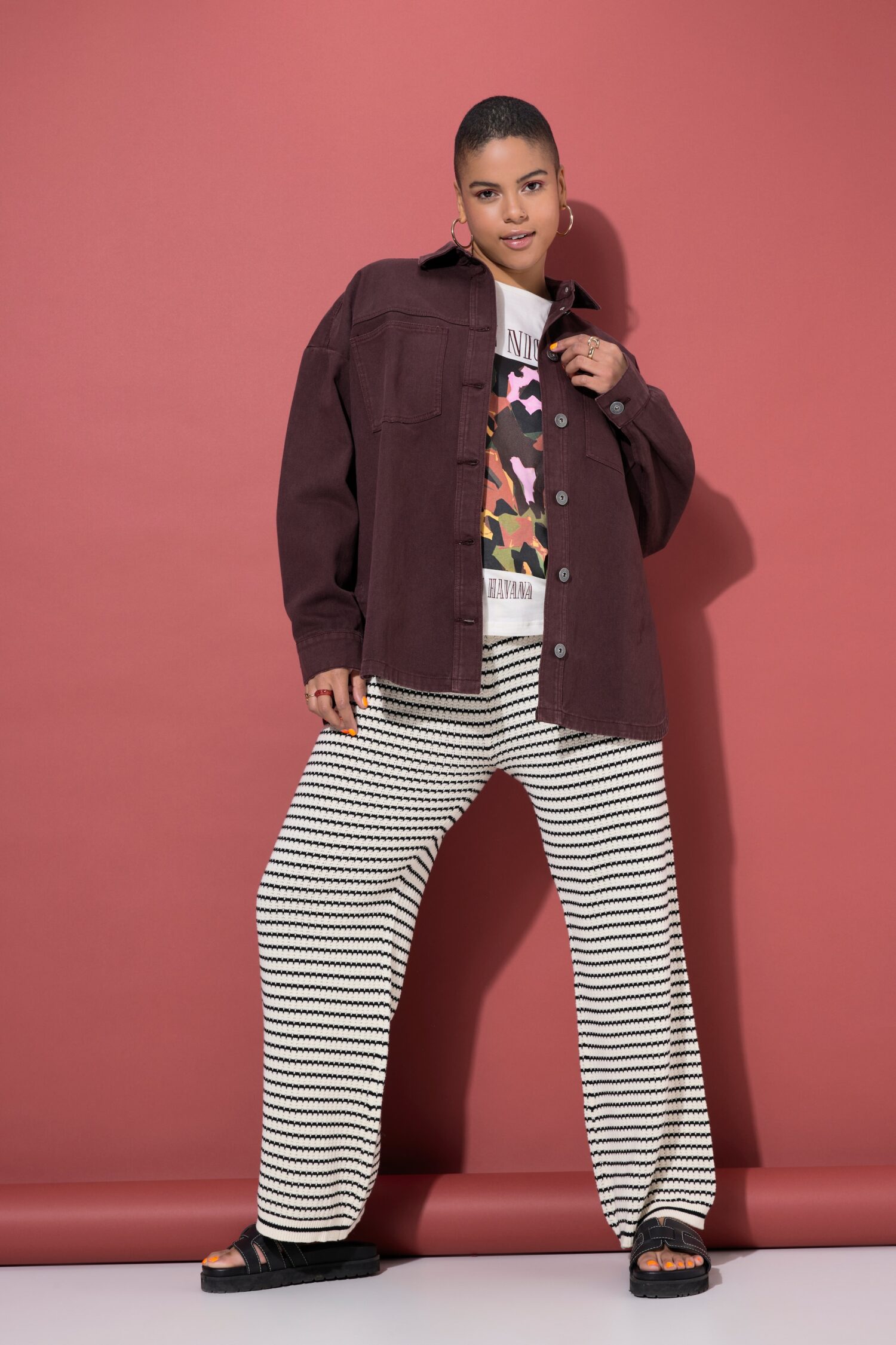 Τζιν πουκάμισο oversized με τσέπες στο στήθος