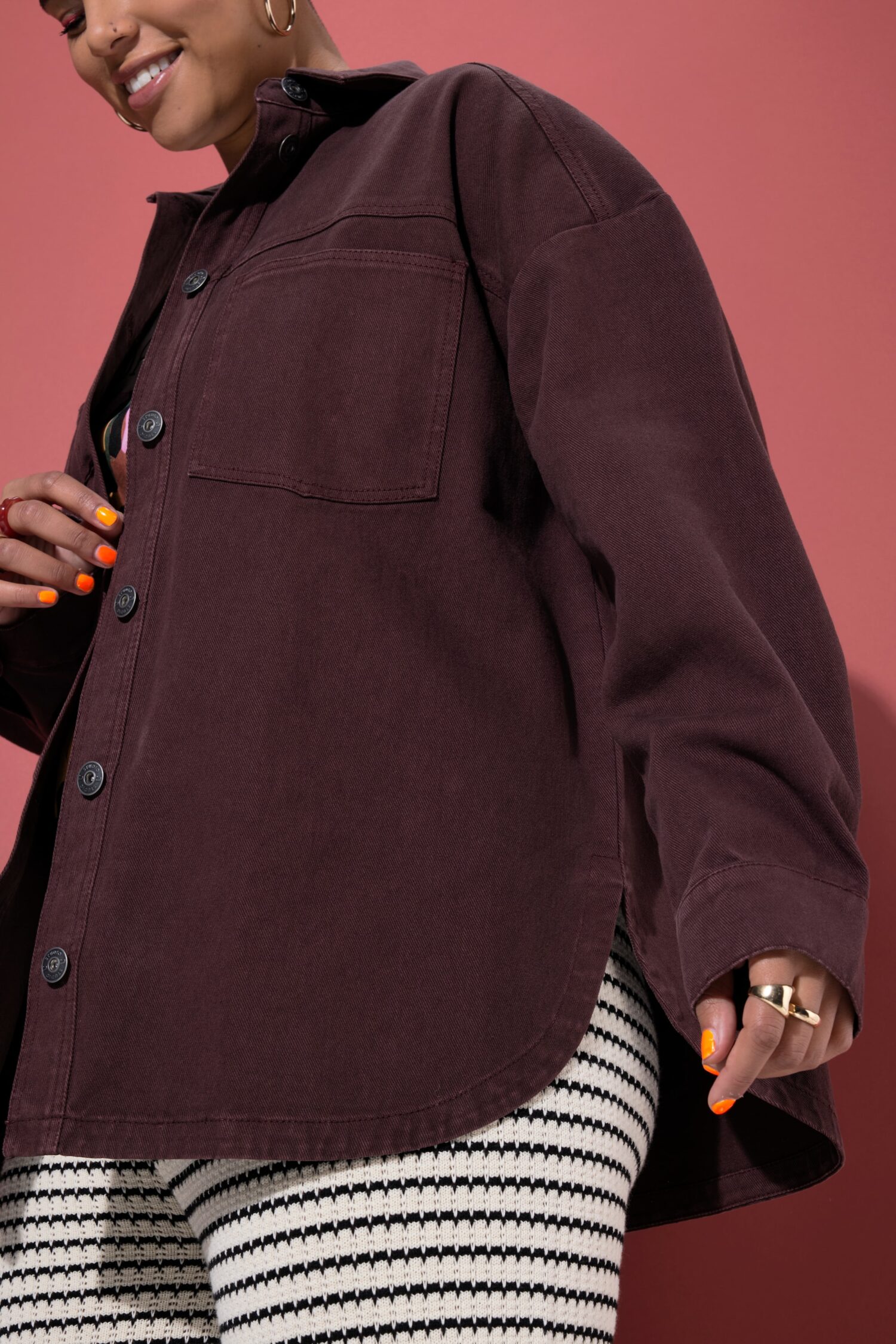 Τζιν πουκάμισο oversized με τσέπες στο στήθος