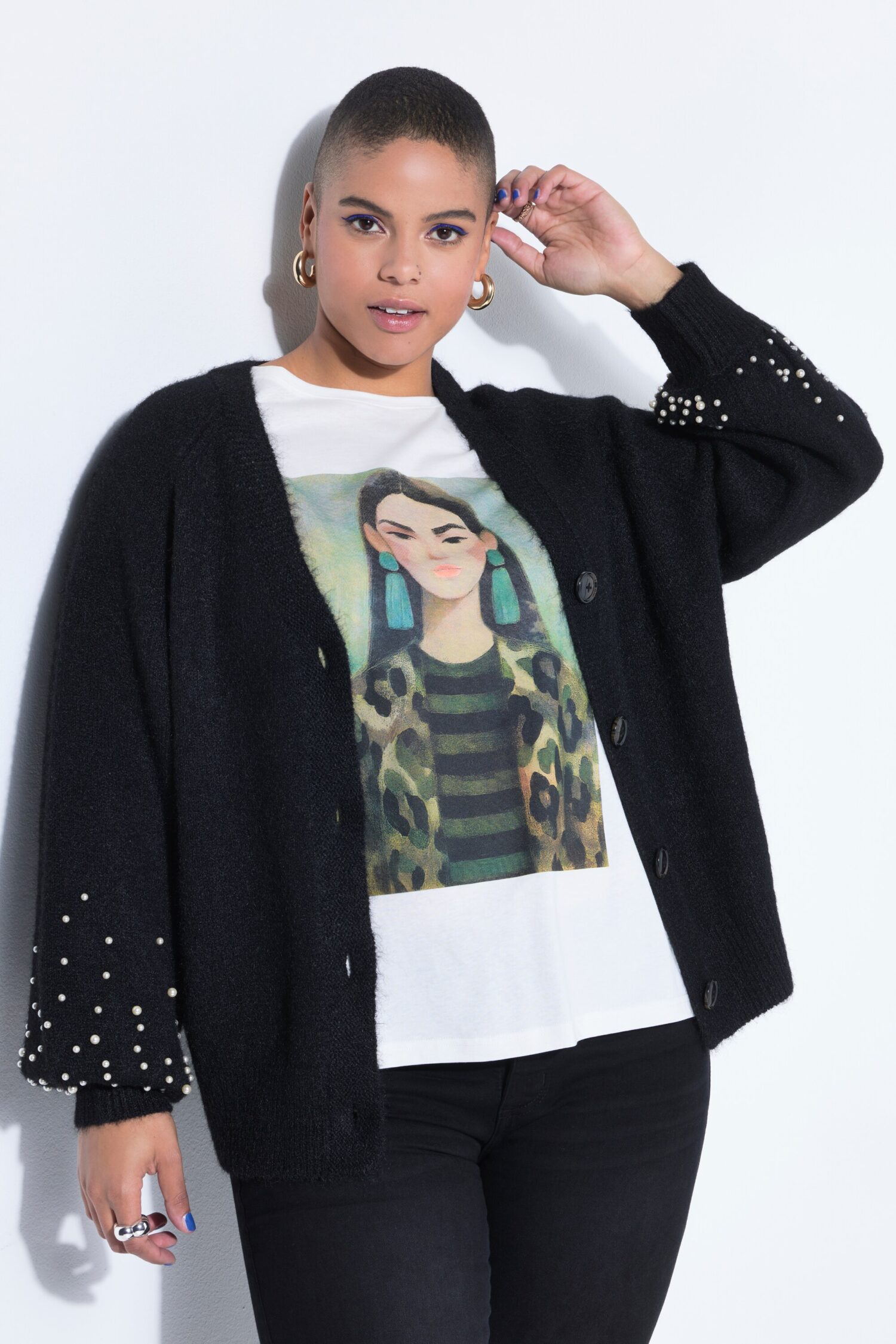Ζακέτα oversized με διακοσμητικές πέρλες στα μανίκια