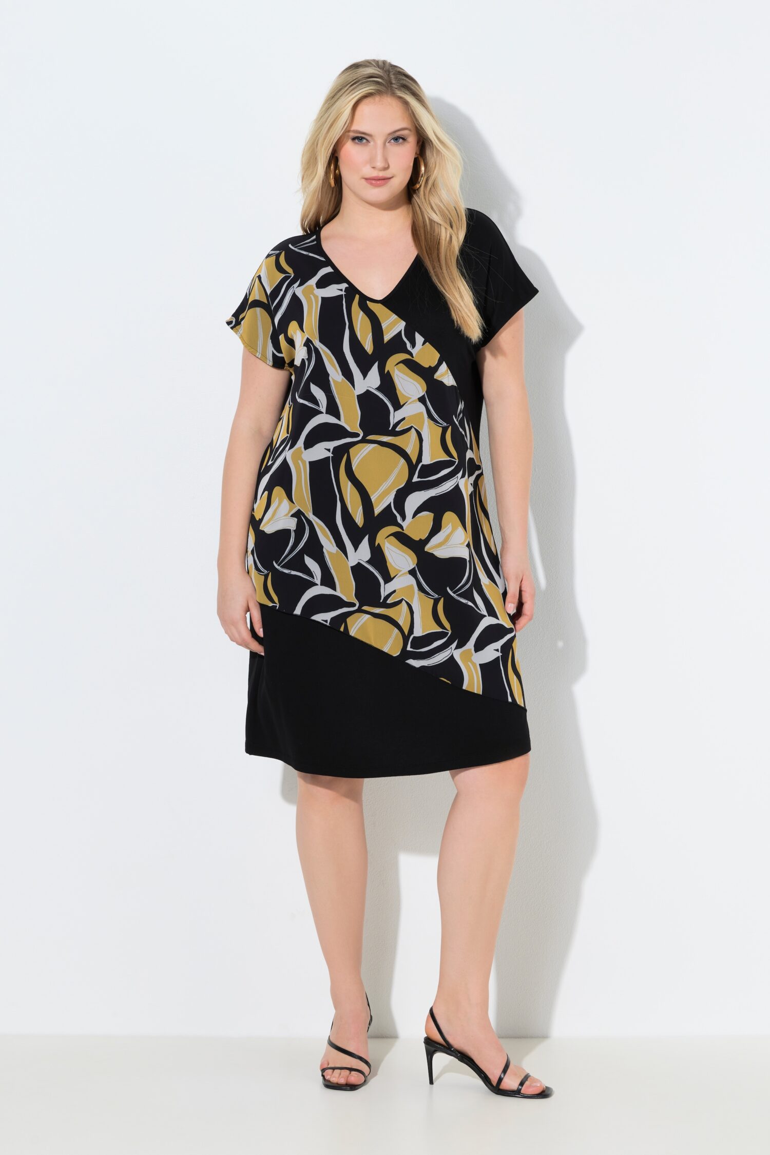 Φόρεμα oversized με ένθετο ύφασμα