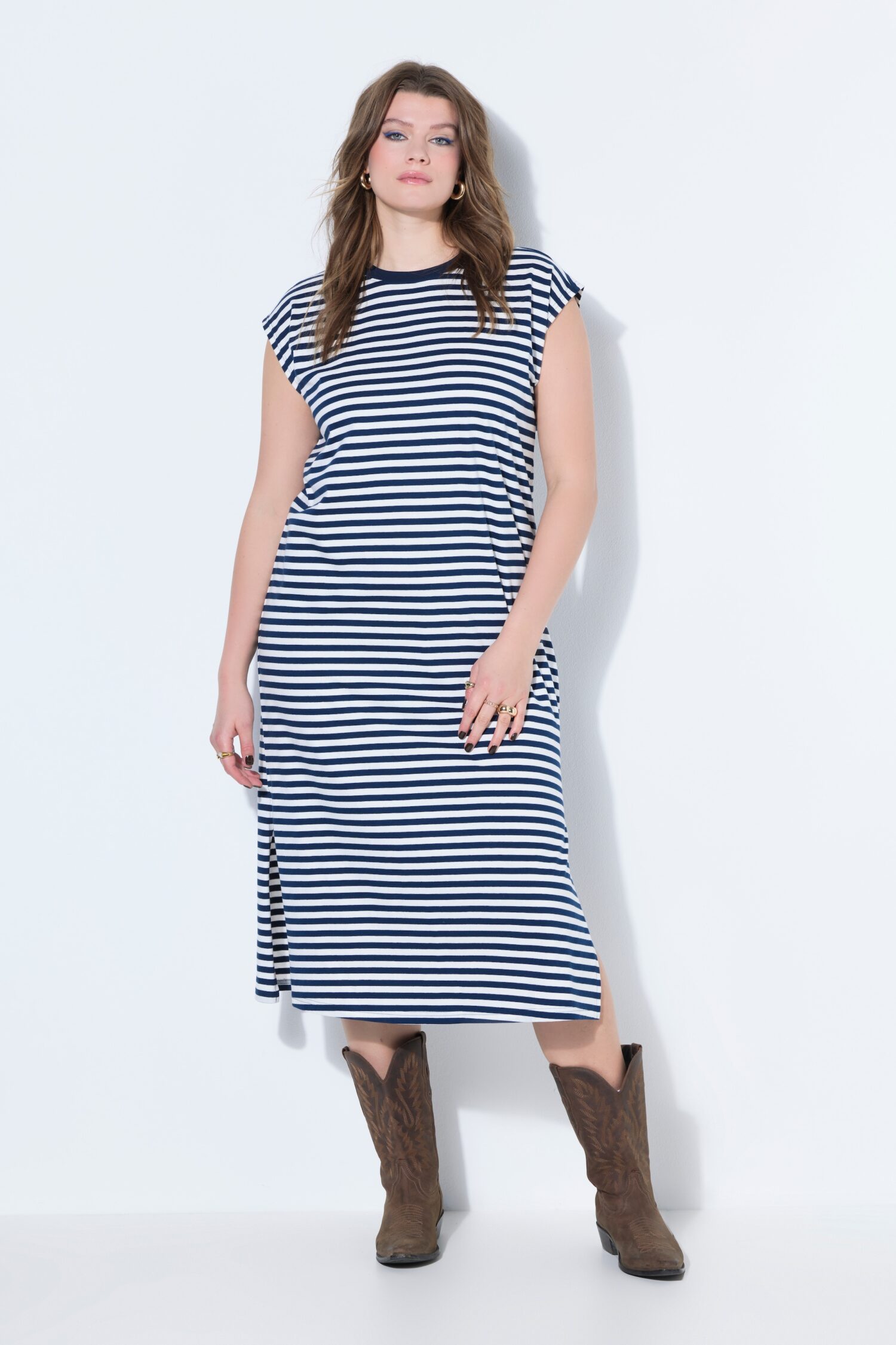 Φόρεμα oversized σε ίσια γραμμή με ριγέ σχέδιο