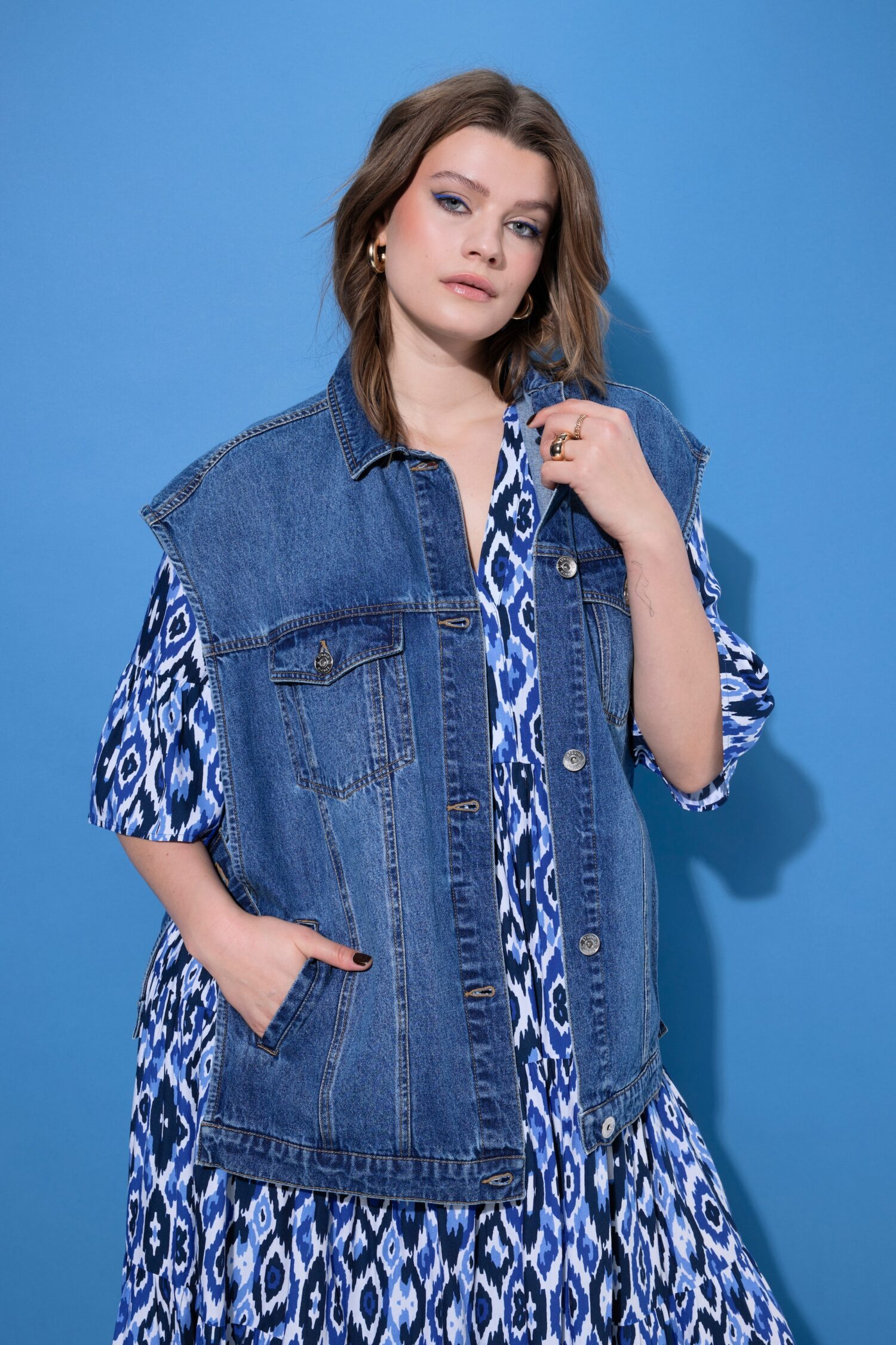 Γιλέκο τζιν oversized με τσέπες