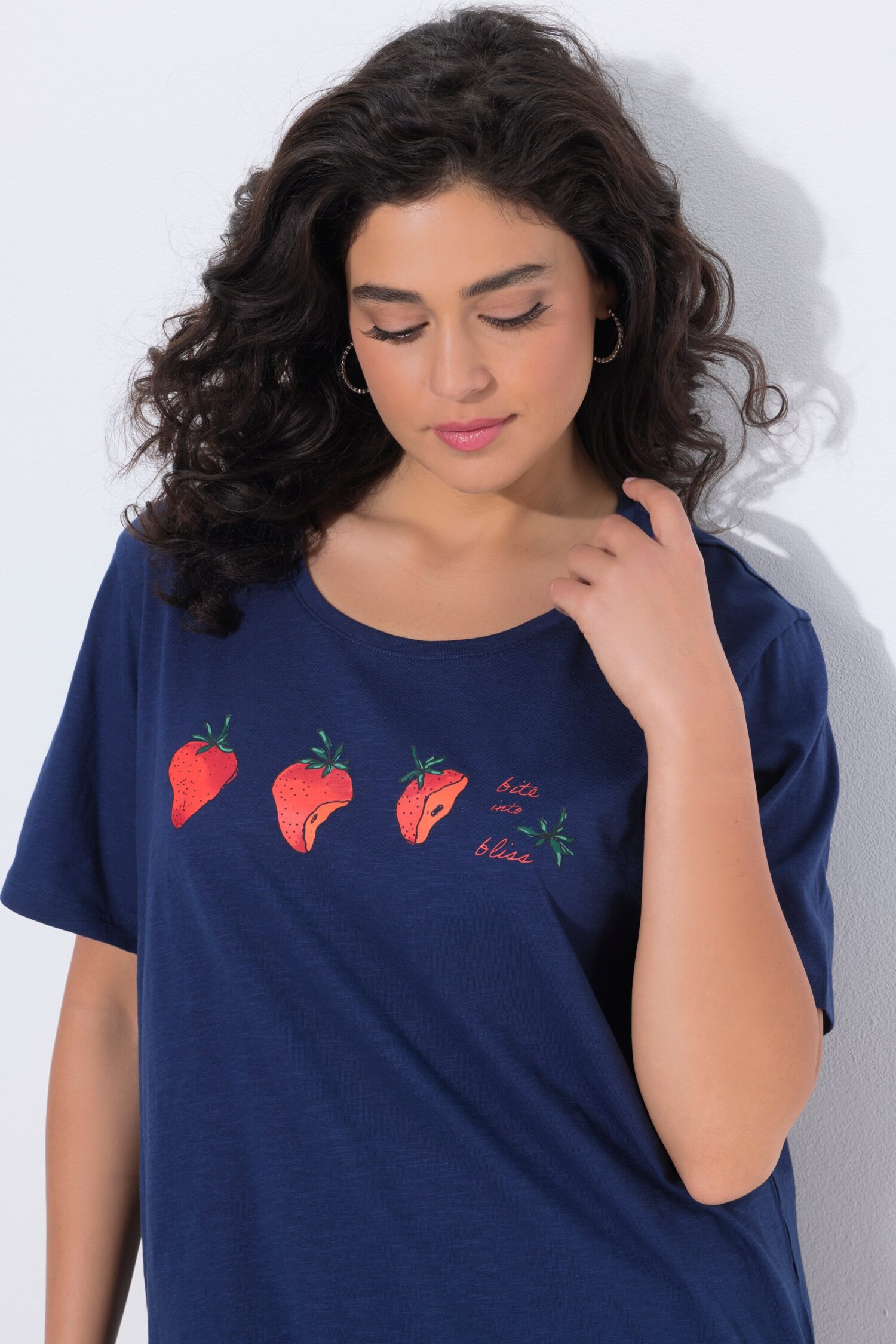 Μπλούζα κοντομάνικη με σχέδιο strawberries