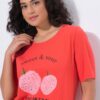 Μπλούζα κοντομάνικη με σχέδιο strawberry και στρας