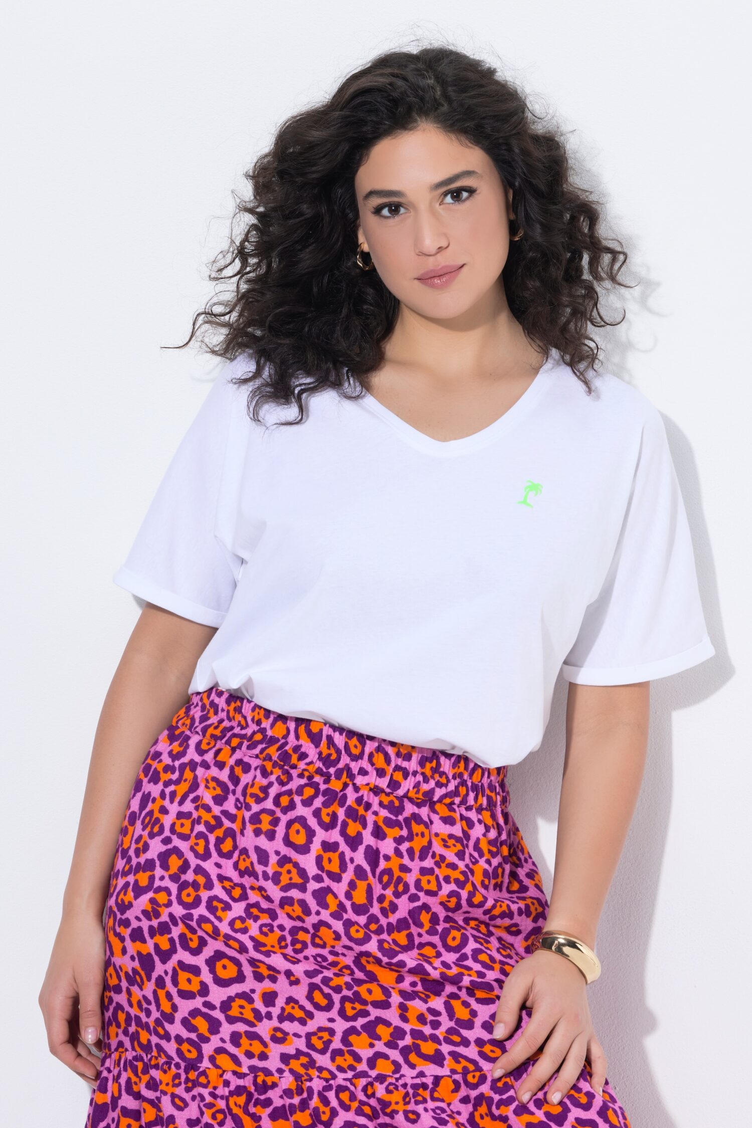 Μπλούζα oversized με κοντά μανίκια και κέντημα στην πλάτη