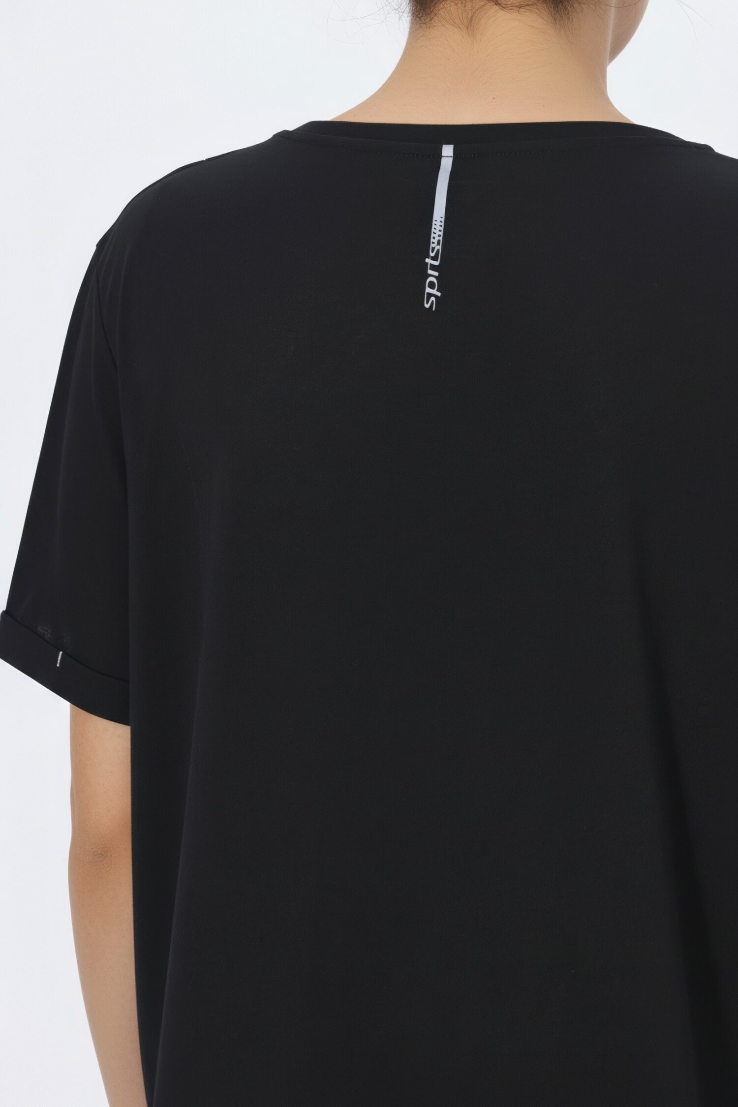 Μπλούζα oversized με κοντά μανίκια και στρογγυλεμένο τελείωμα