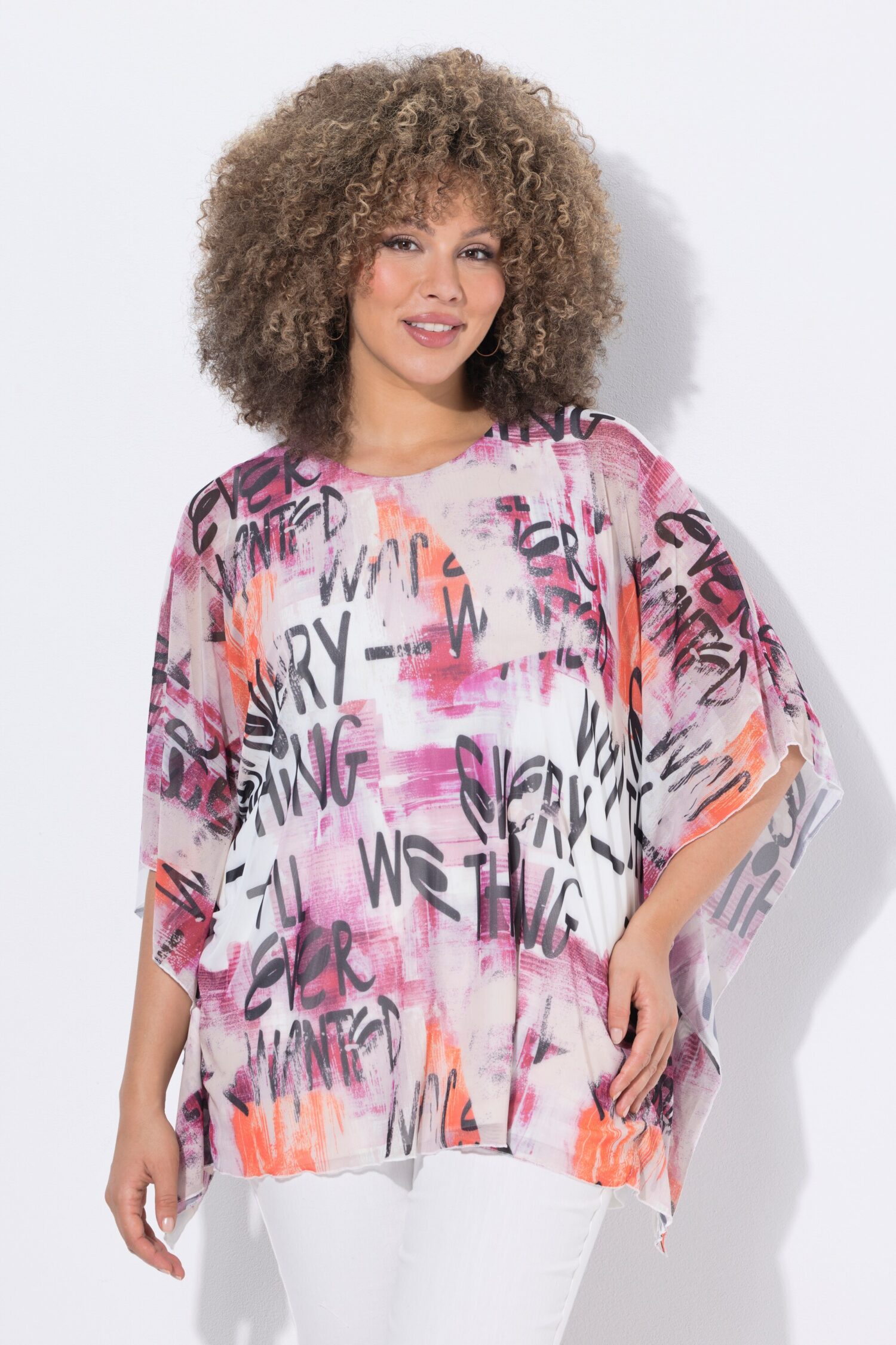 Μπλούζα oversized με layers κι αδιαφανές τοπ εσωτερικά