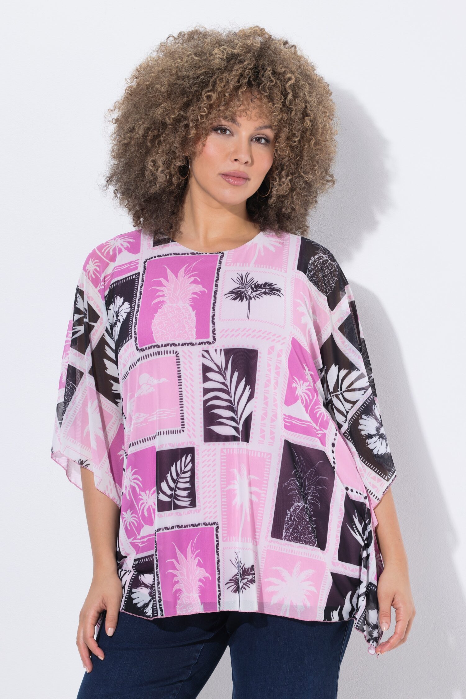 Μπλούζα oversized με layers κι αδιαφανές τοπ εσωτερικά