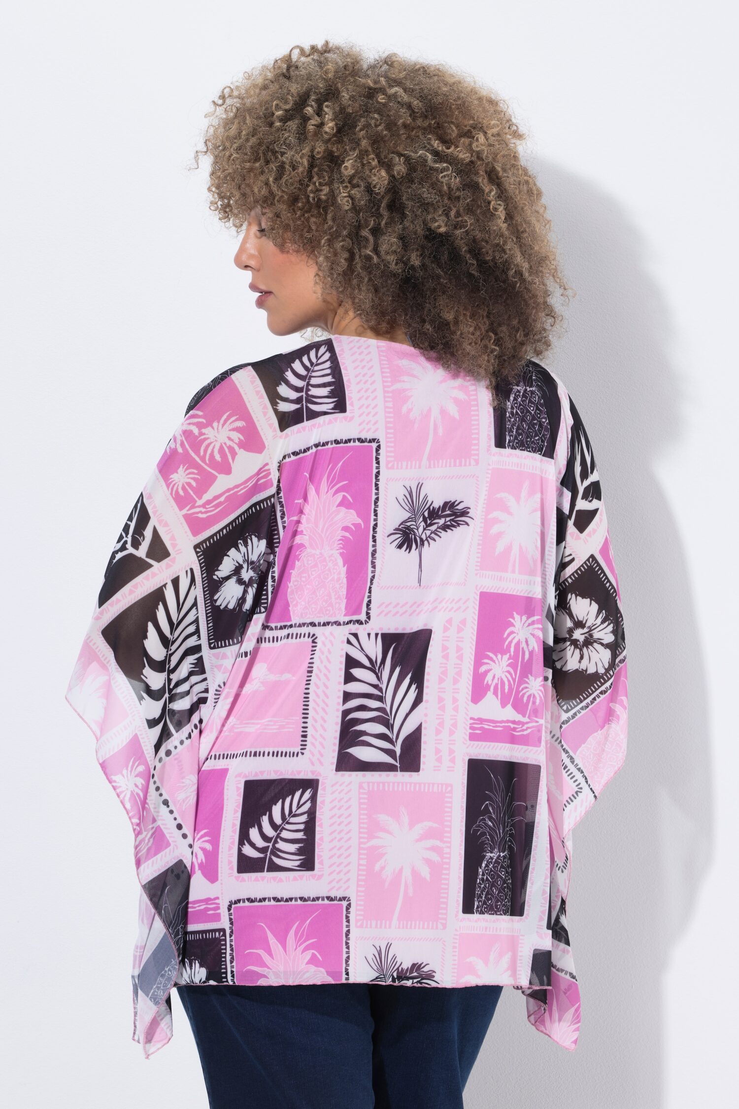 Μπλούζα oversized με layers κι αδιαφανές τοπ εσωτερικά