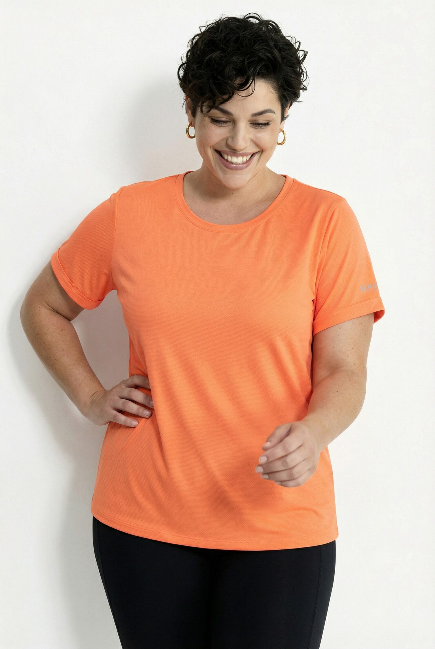 Μπλούζα oversized με στρογγυλεμένο τελείωμα