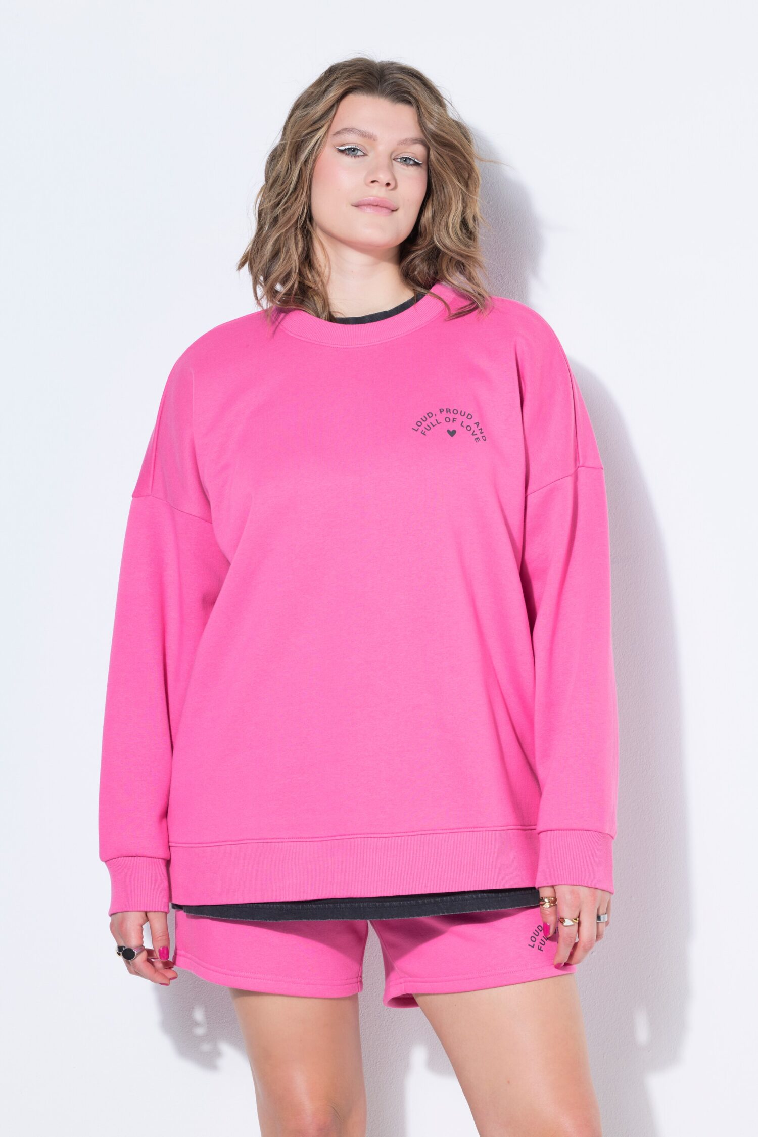 Μπλούζα φούτερ oversized με σχέδιο στο στήθος
