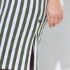 Μπλούζα ριγέ oversized με στρογγυλή λαιμόκοψη και τύπωμα