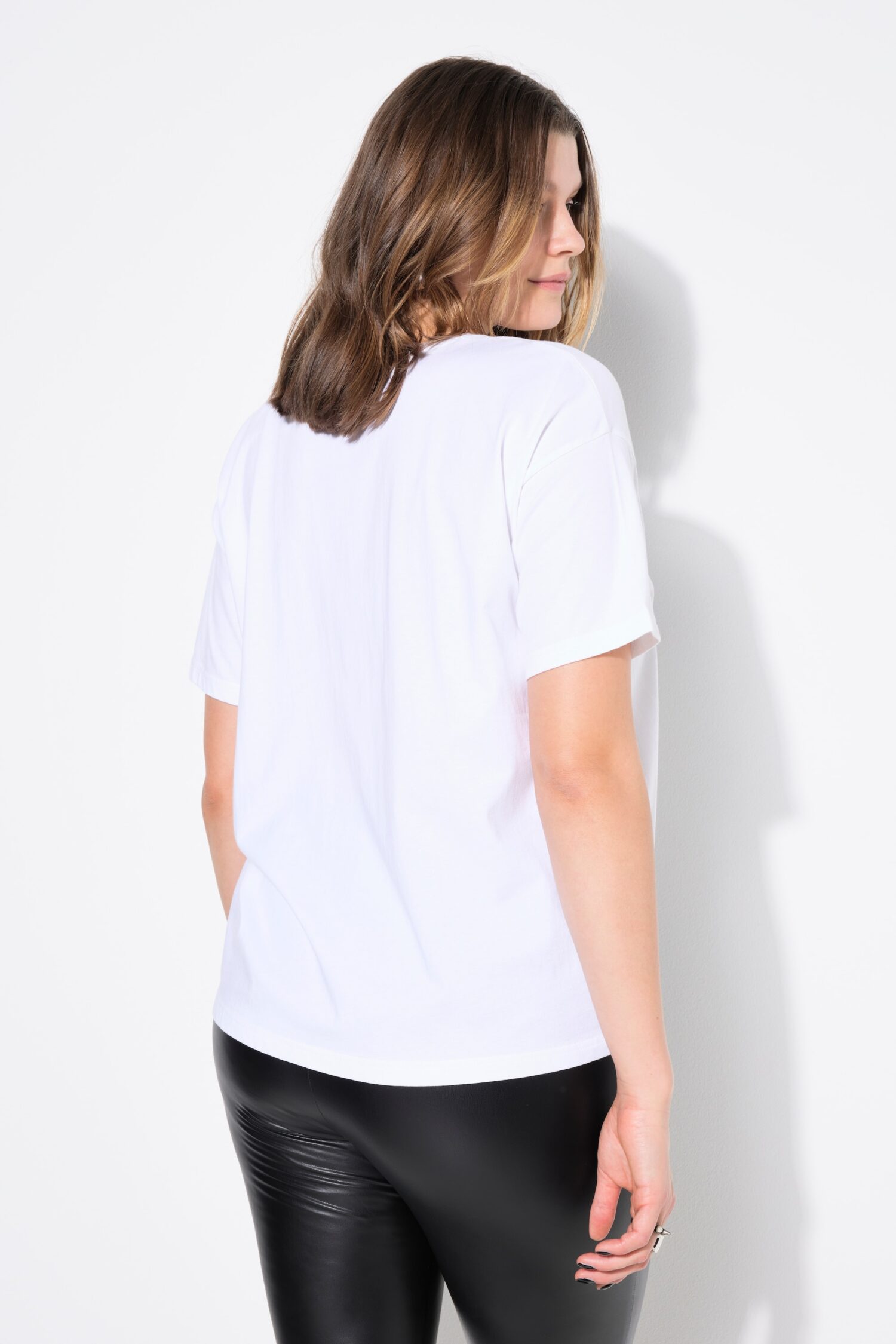 T-shirt Basic με στρογγυλή λαιμόκοψη
