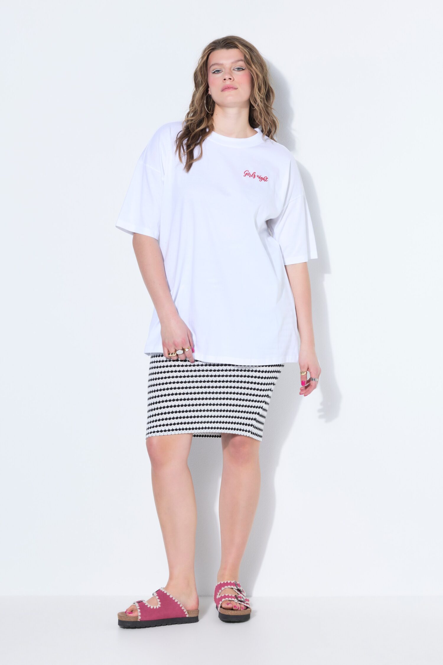 T-shirt oversized με τύπωμα Girls night