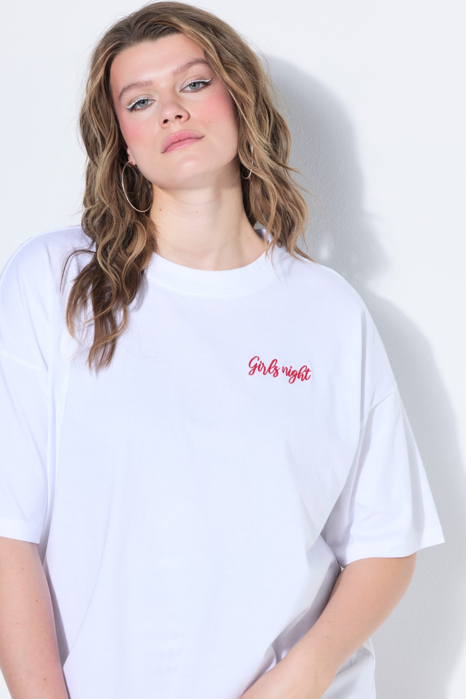 T-shirt oversized με τύπωμα Girls night