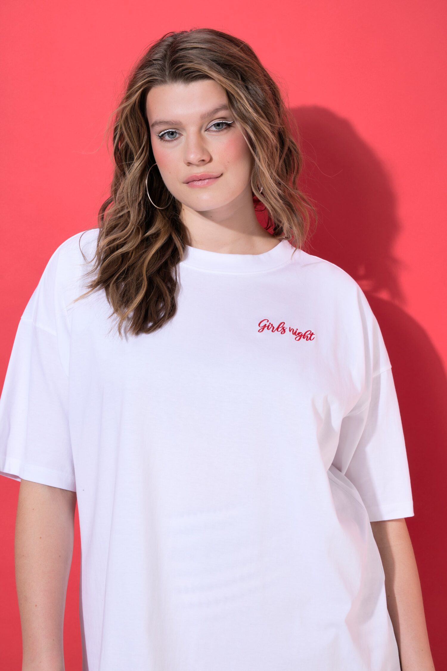 T-shirt oversized με τύπωμα Girls night
