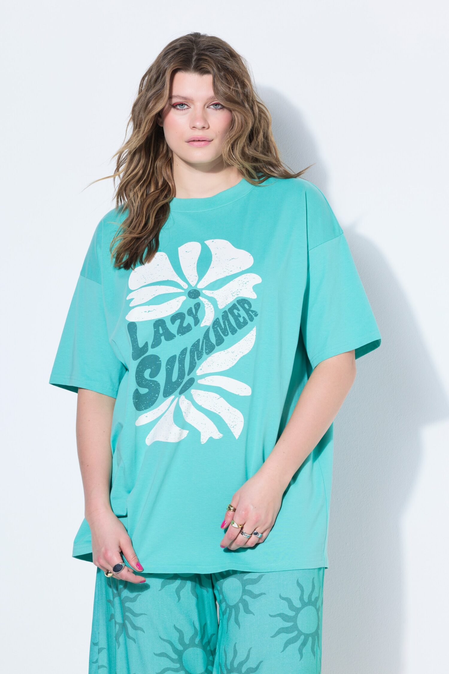 T-shirt oversized με τύπωμα lazy summer