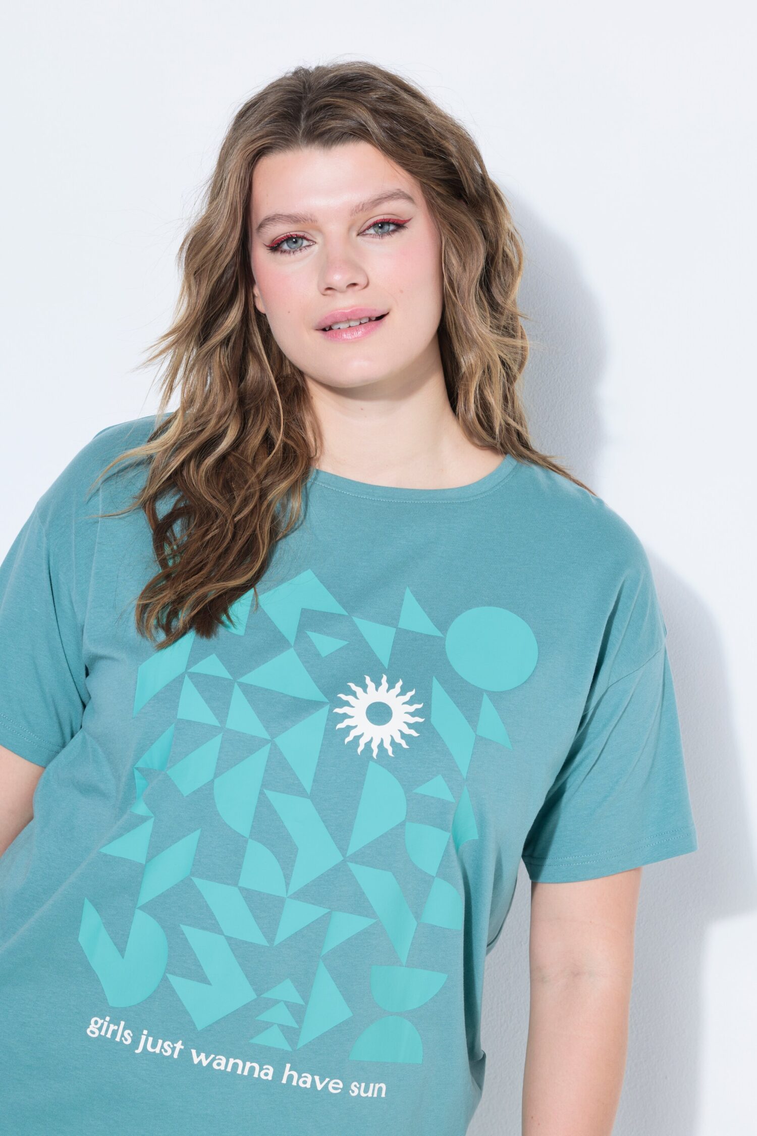 T-shirt oversized με τύπωμα "wanna have sun"