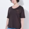 Μπλούζα κοντομάνικη oversized με μικρό κέντημα στο στήθος