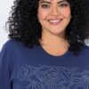 Μπλούζα με άνετη εφαρμογή και σχέδιο με στρας