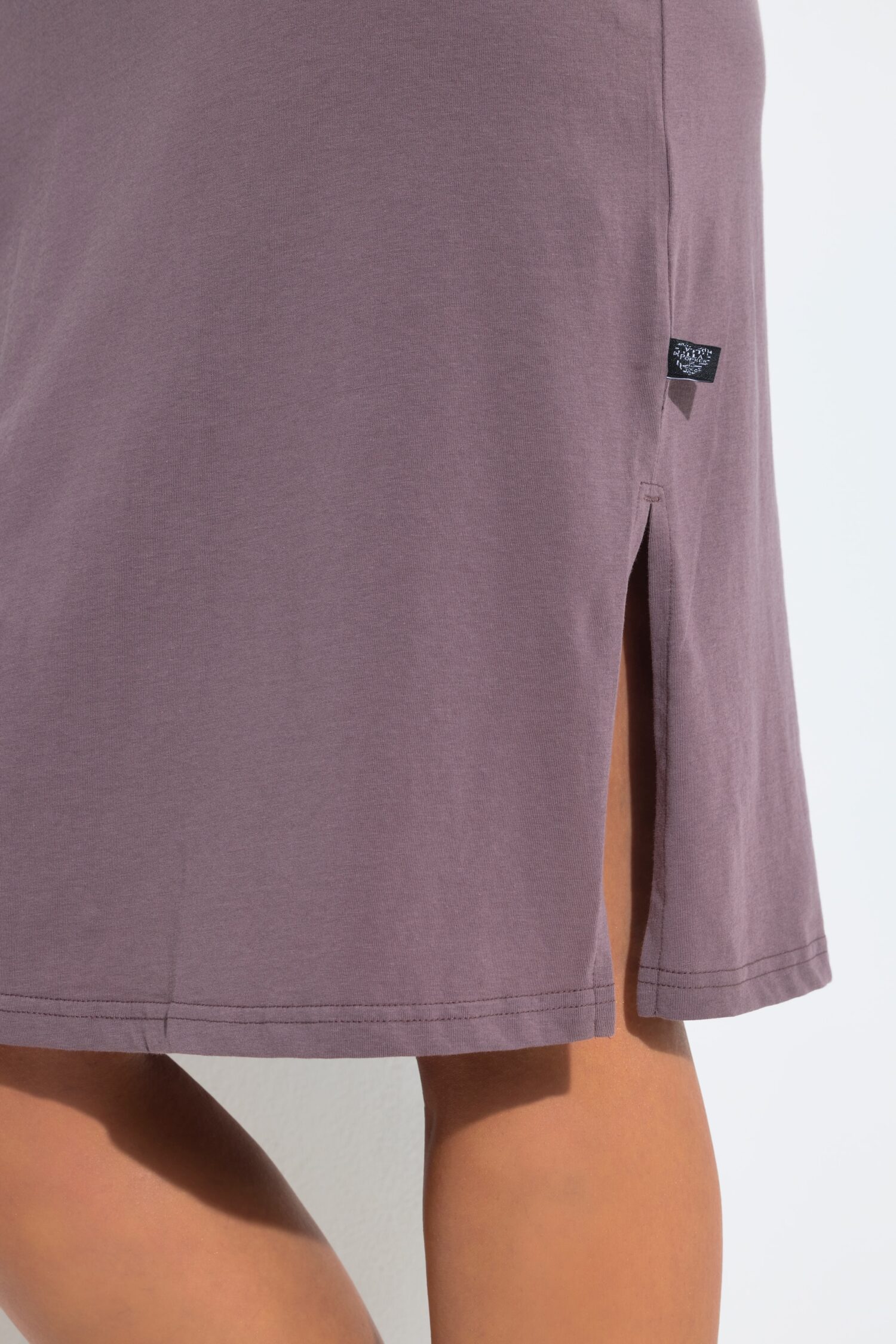 Νυχτικό oversized με κοντά μανίκια και τύπωμα στην πλάτη