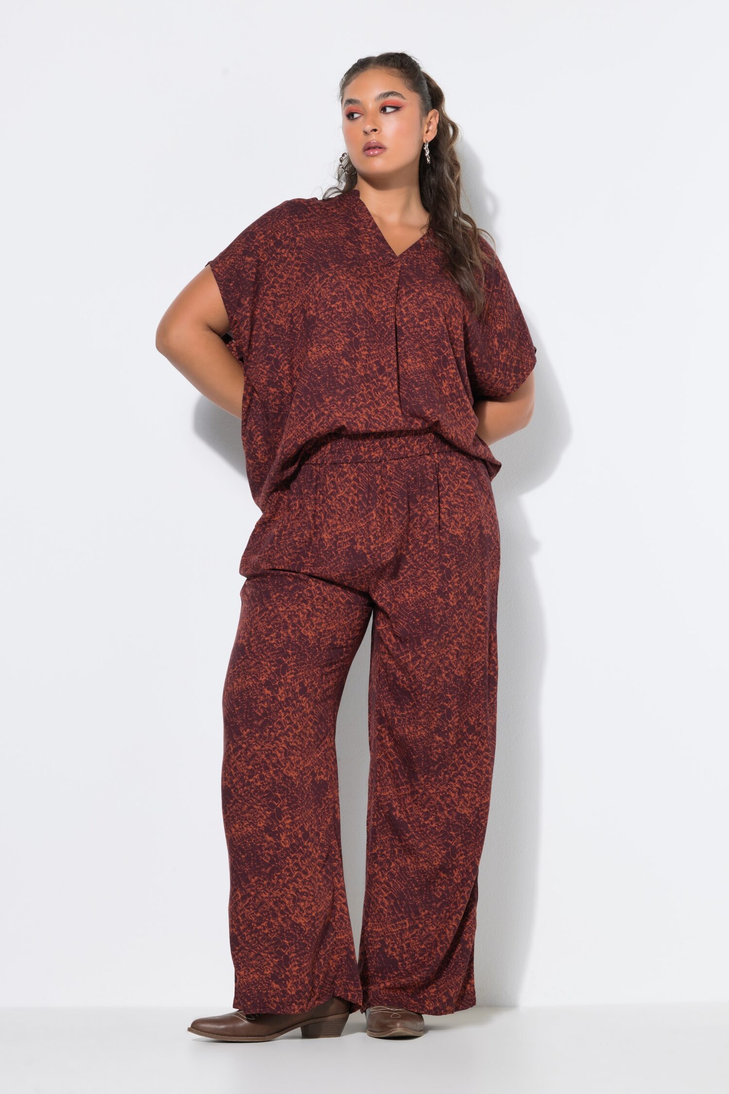 Παντελόνι Palazzo ψηλόμεσο με croco print και τσέπες
