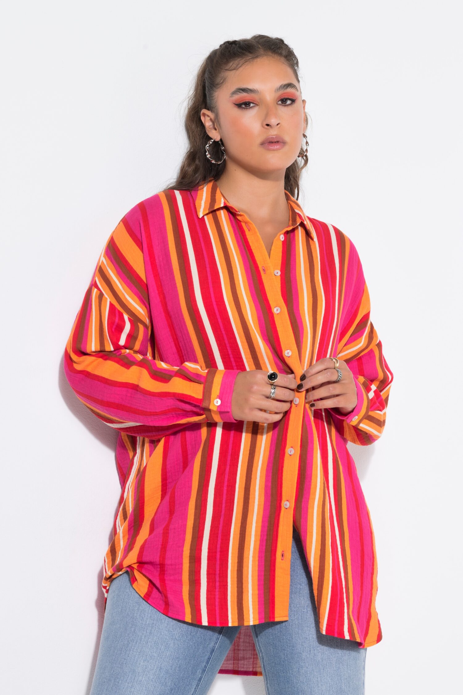 Πουκάμισο oversized με λεπτή υφή και ρίγες