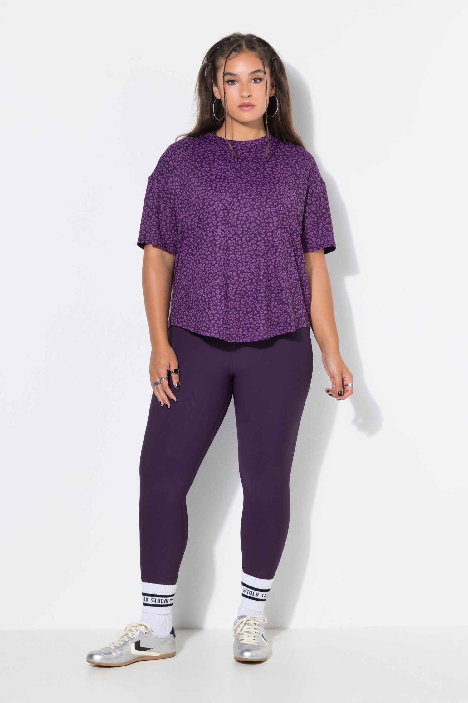 T-shirt oversized με λεοπάρ print και τύπωμα στην πλάτη
