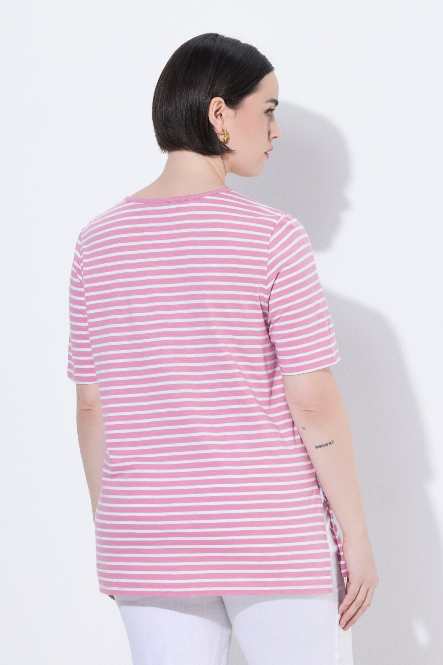 T-shirt σε γραμμή Α με ριγέ print και κοντά μανίκια