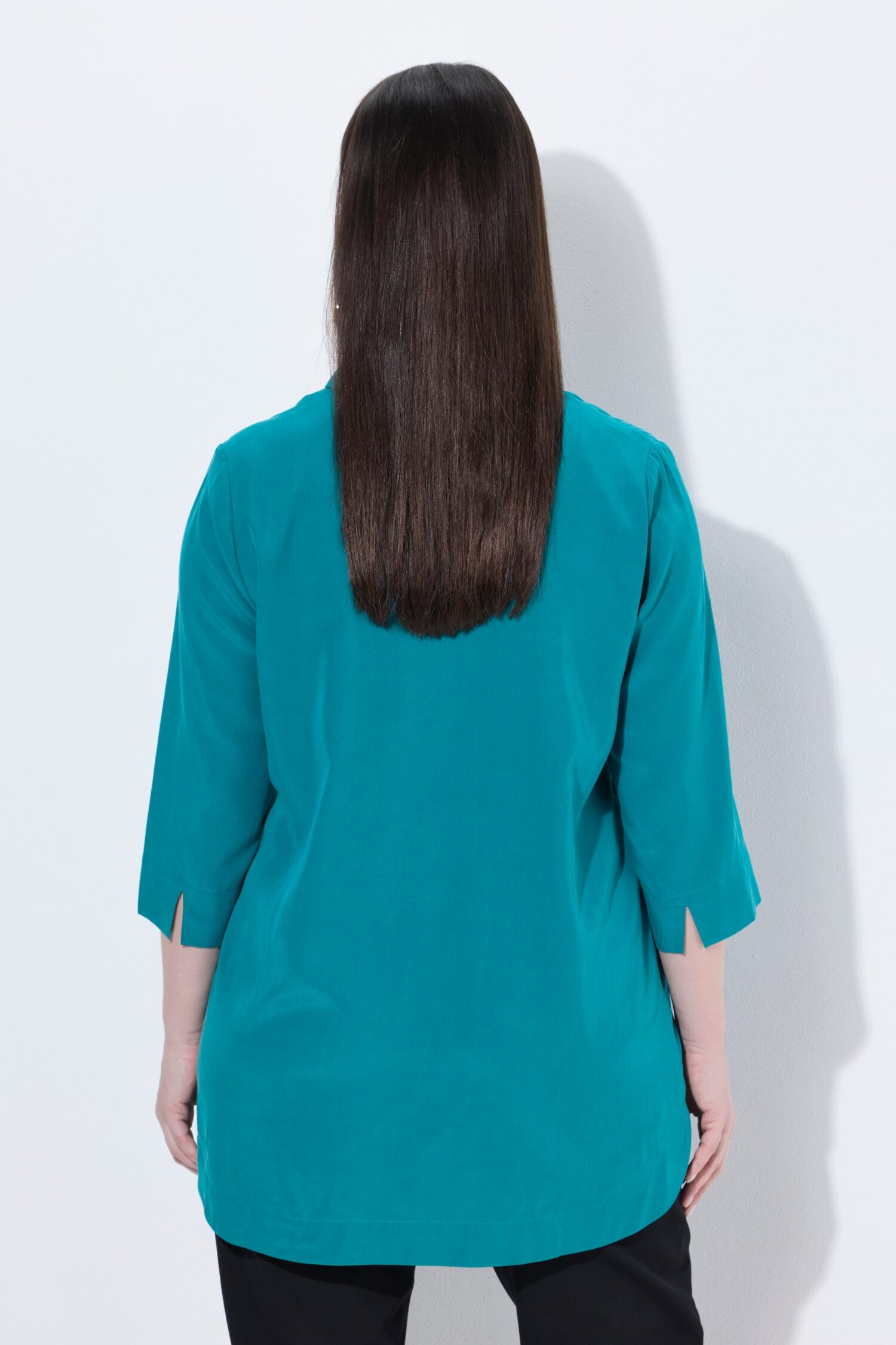 Τουνίκ σε γραμμή Α με γιακά και μανίκια 3/4