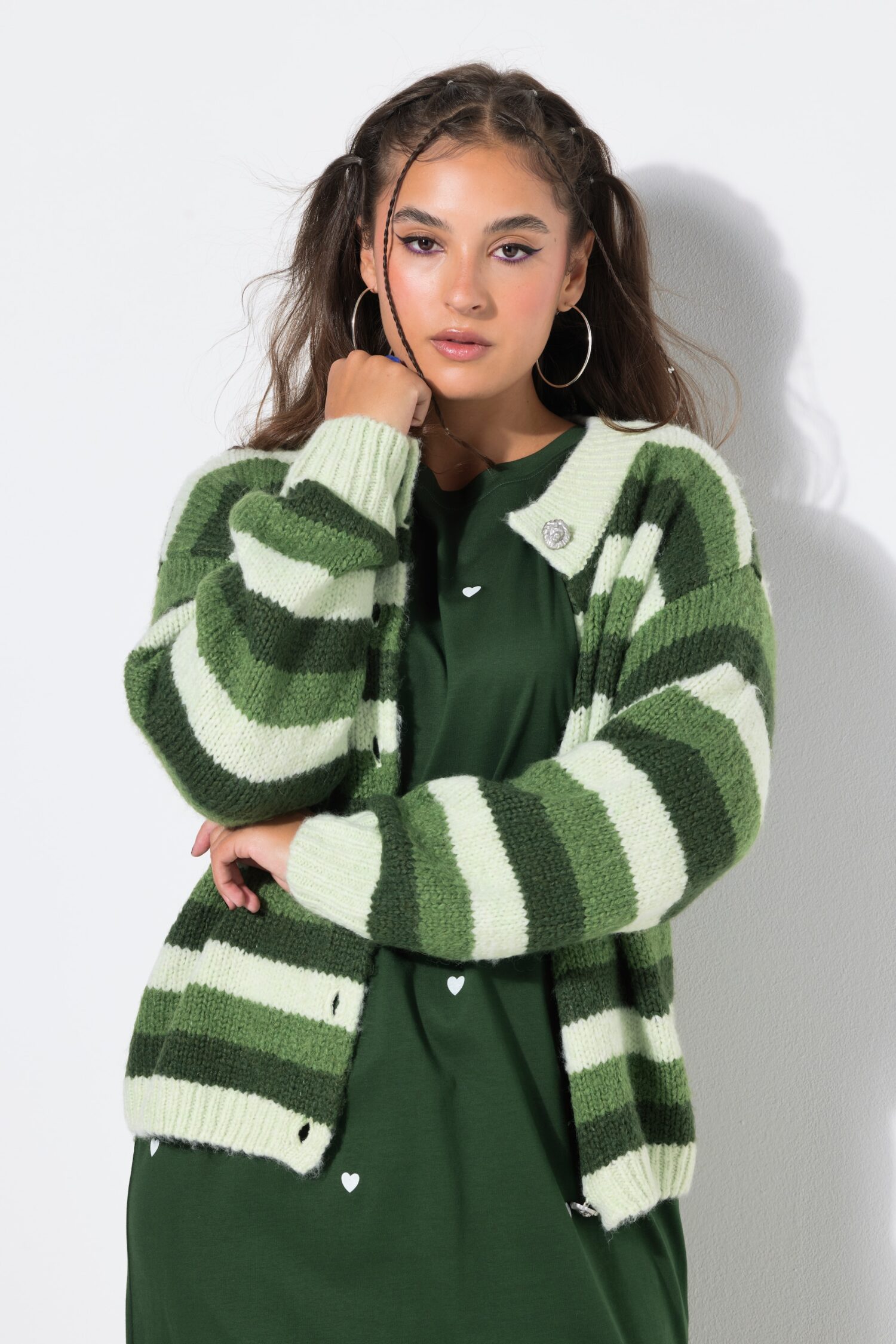 Ζακέτα oversized, πλεκτή με ριγέ σχέδιο και κουμπιά