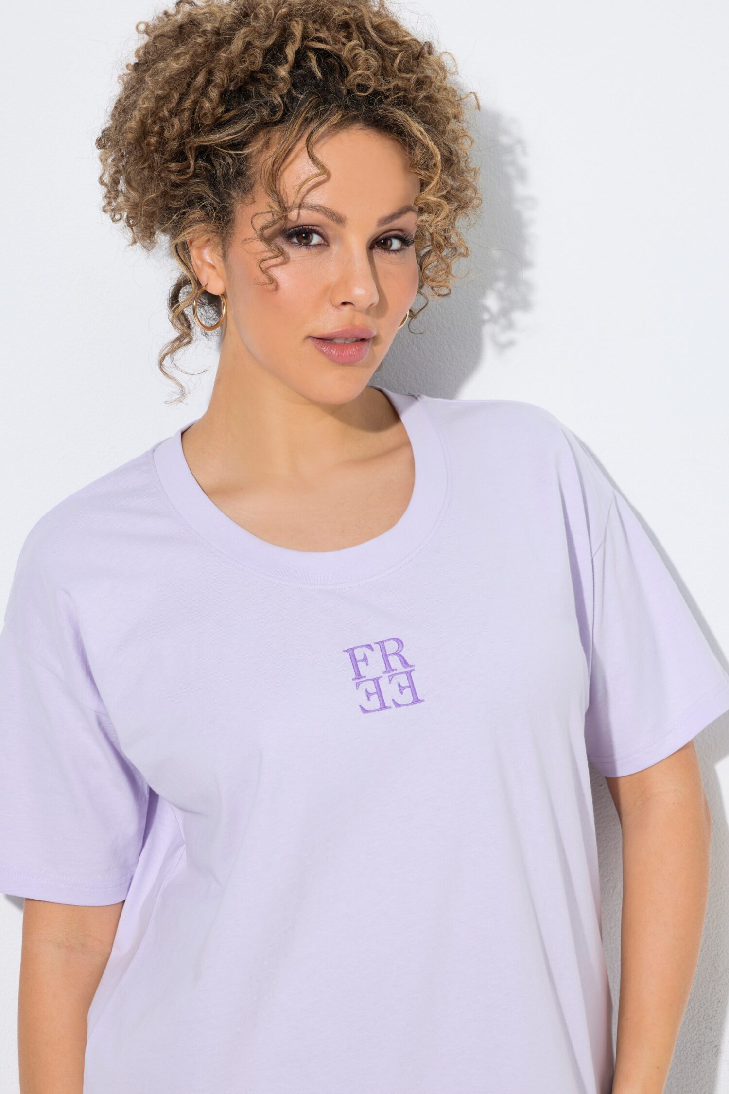 Μπλούζα κοντομάνικη oversized με τύπωμα στην πλάτη