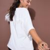 Μπλούζα oversized με κρόσσια από χάντρες στην πλάτη