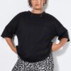 Μπλούζα oversized με κρόσσια από χάντρες στην πλάτη