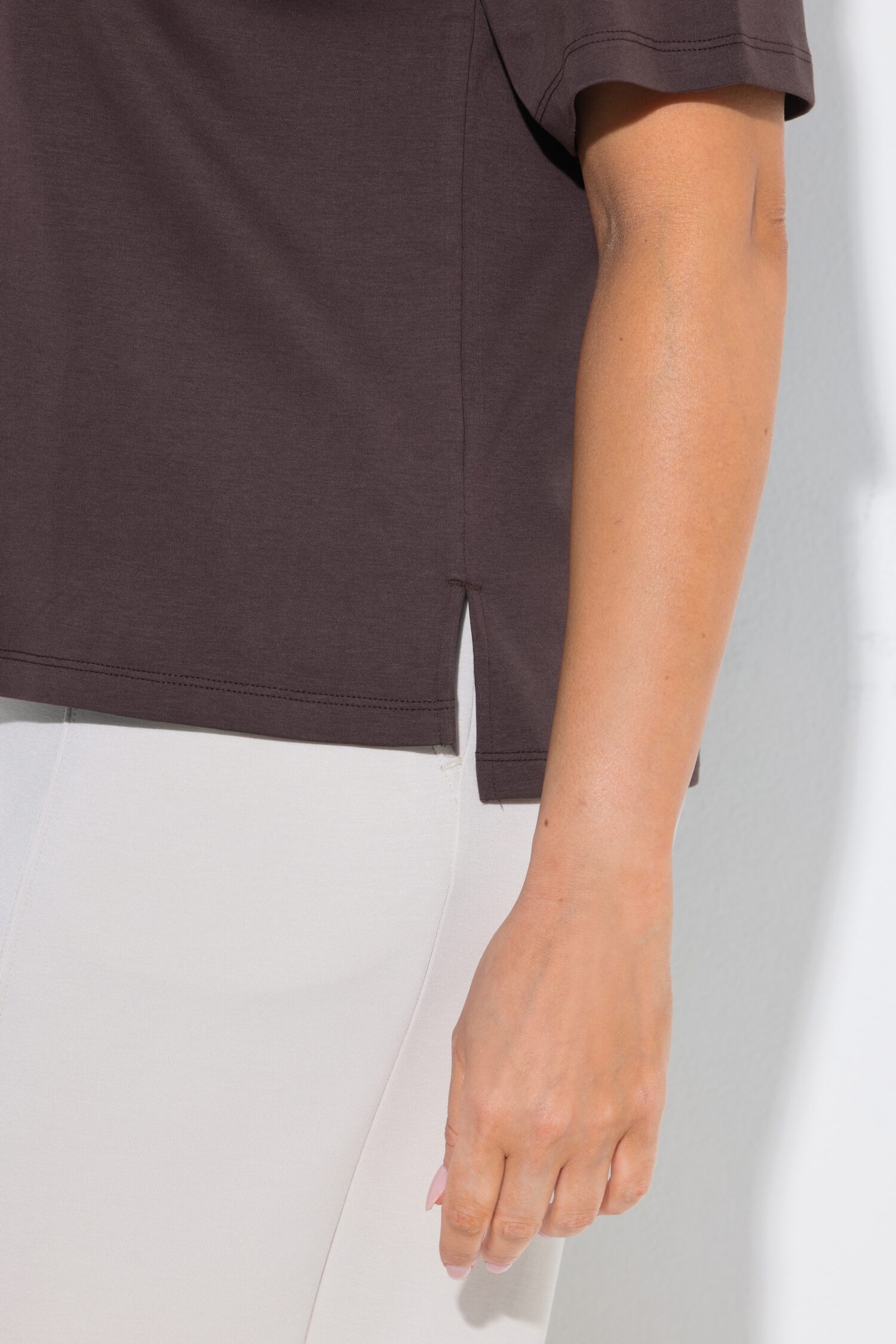 Μπλούζα oversized με στρογγυλή λαιμόκοψη και κοντά μανίκια